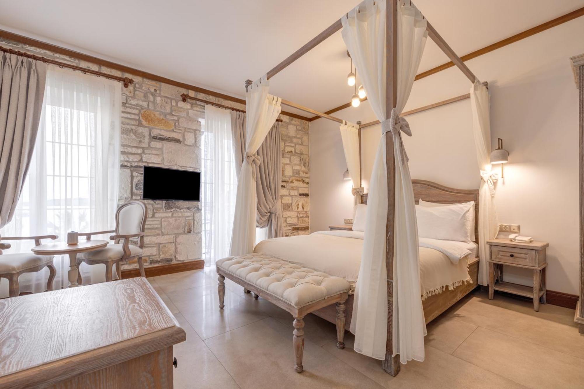 Hotel Navalia