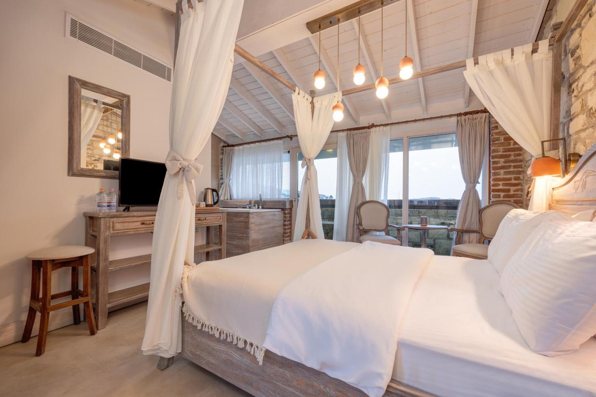 Hotel Navalia Foca