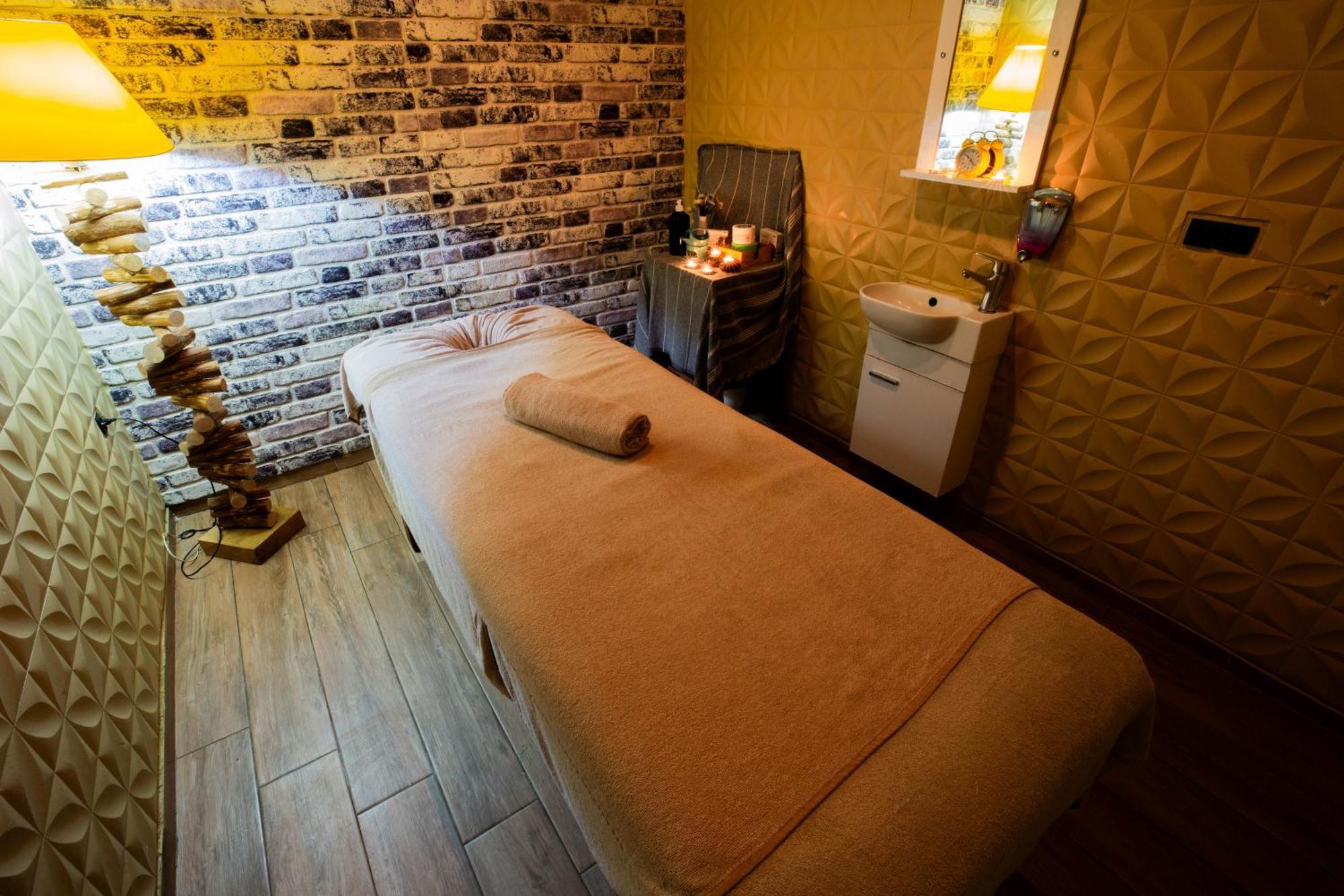 Hotel Karpalas &