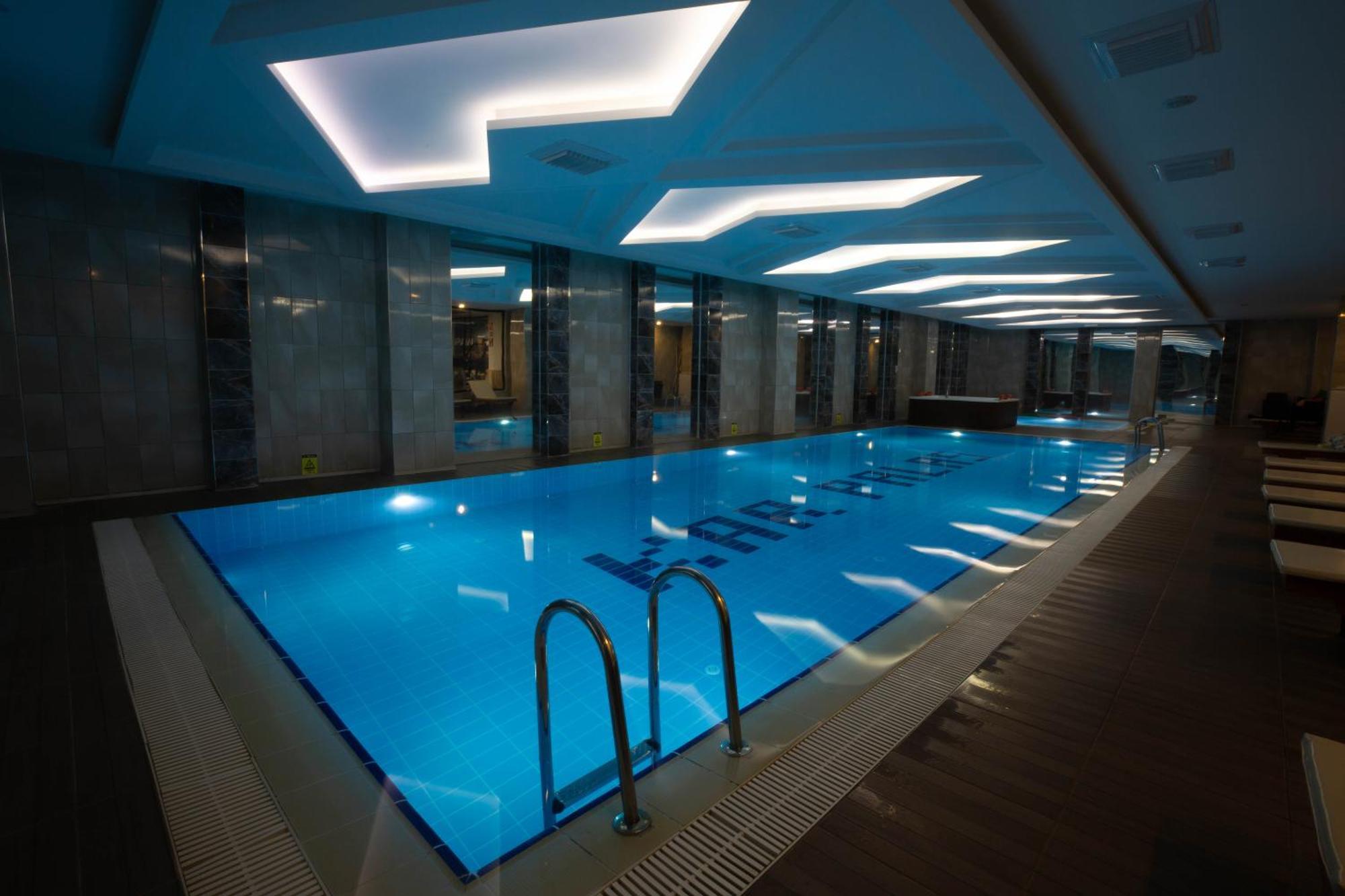 Karpalas & Hotel 4*