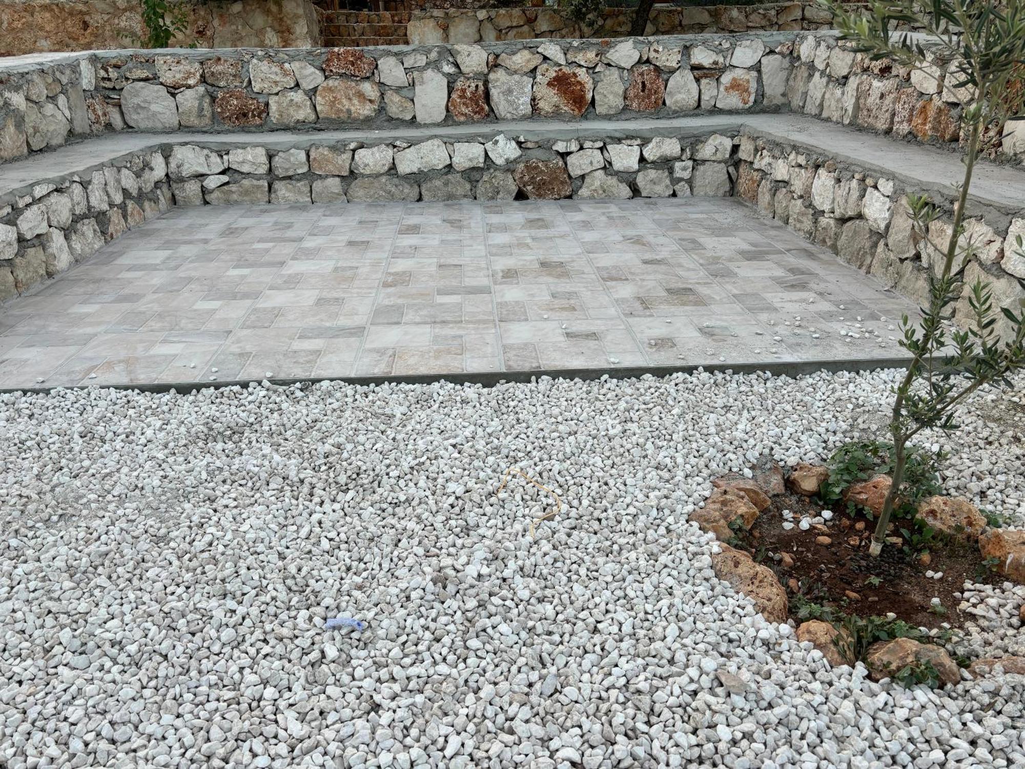 Bademlique Stone