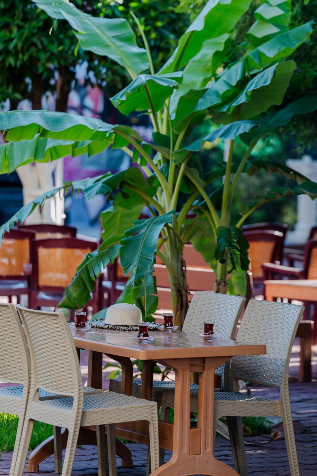 Grand Derin Hotel