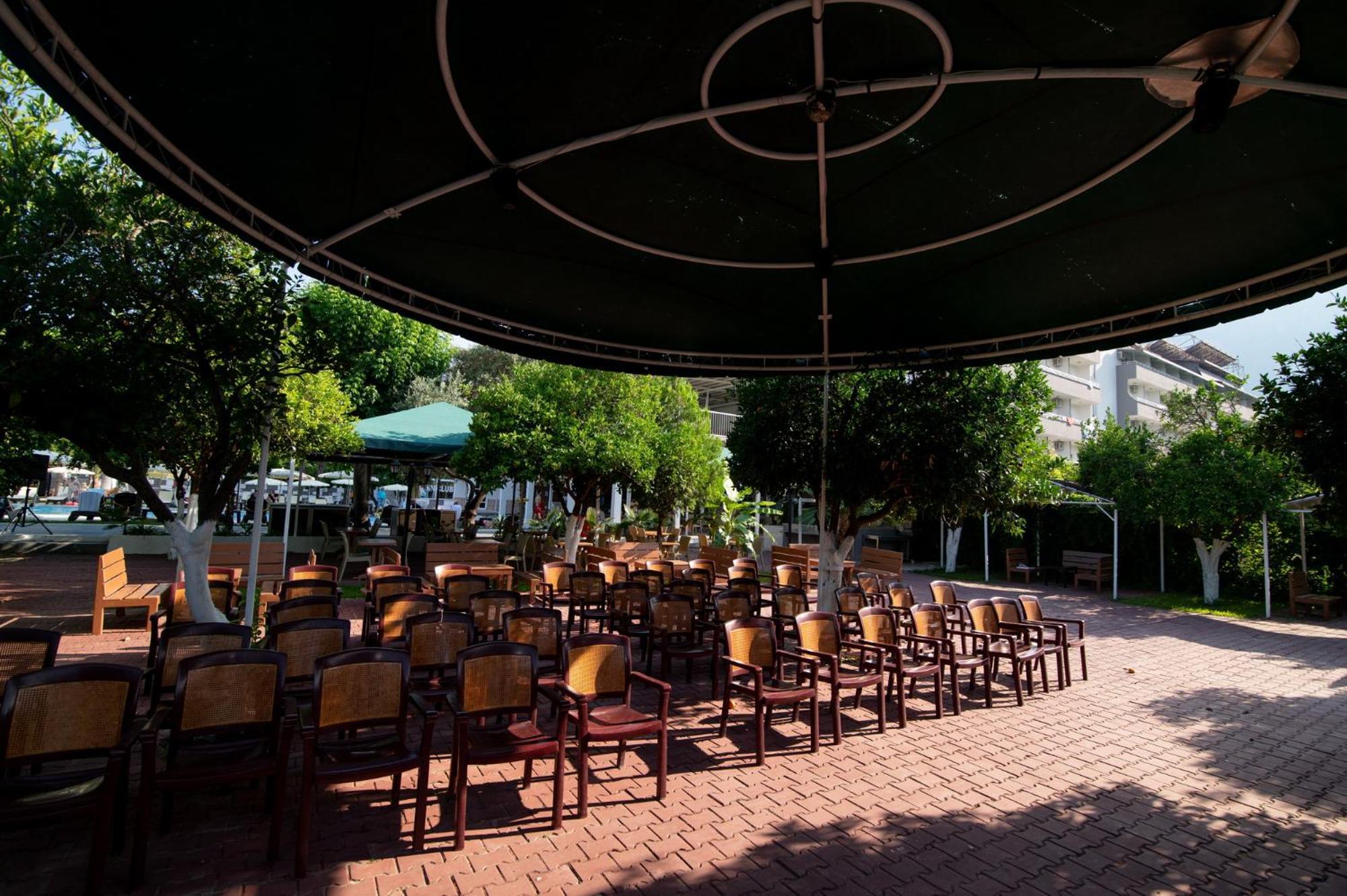 Grand Derin Hotel 4*