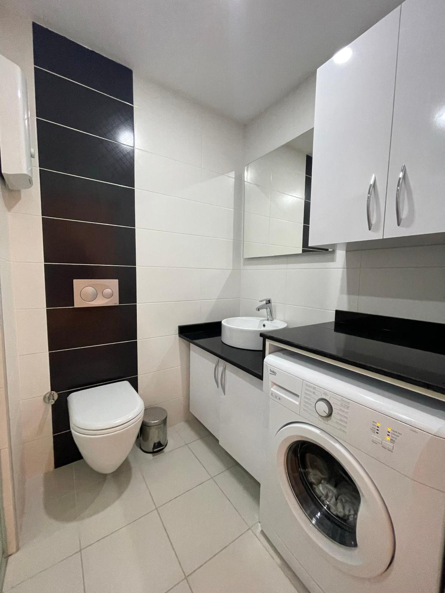 Sa Apartments! Beachfront With Sea View & Pool Apartment *
