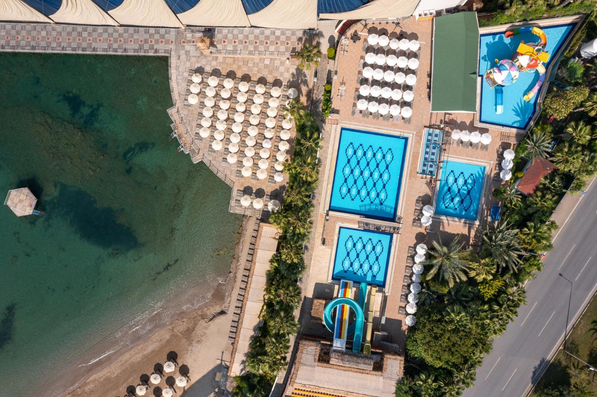 Resort Adin 5*