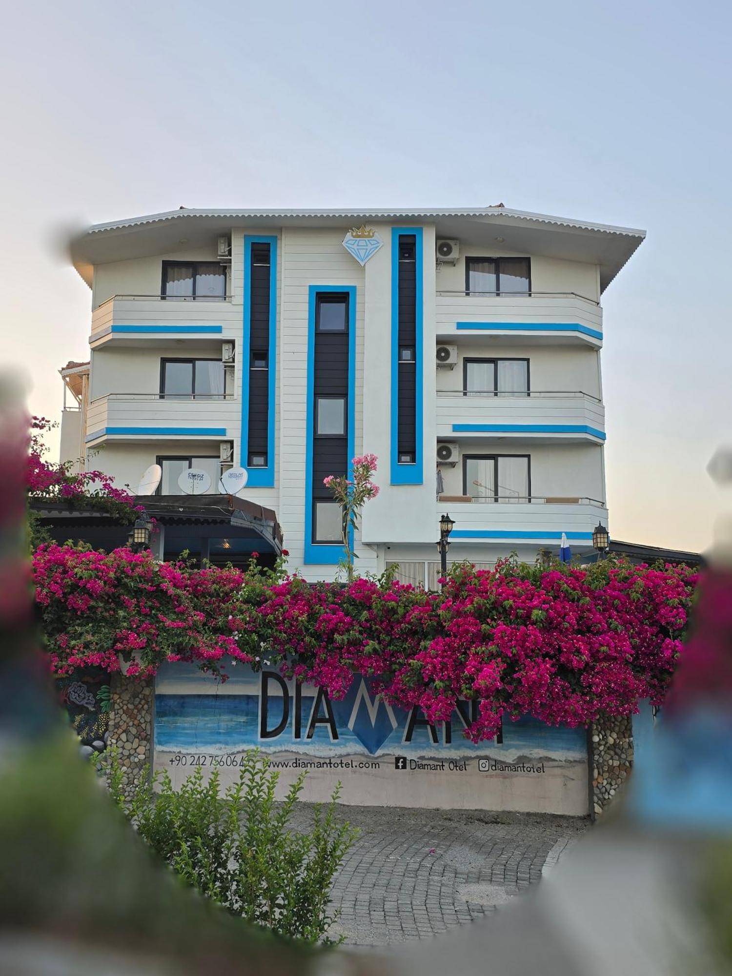 Hotel Diamant 3*