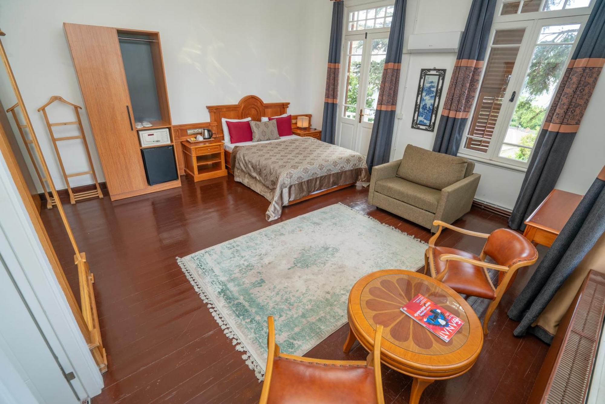 Kensington Prince's Island Historical Mansion Adalar