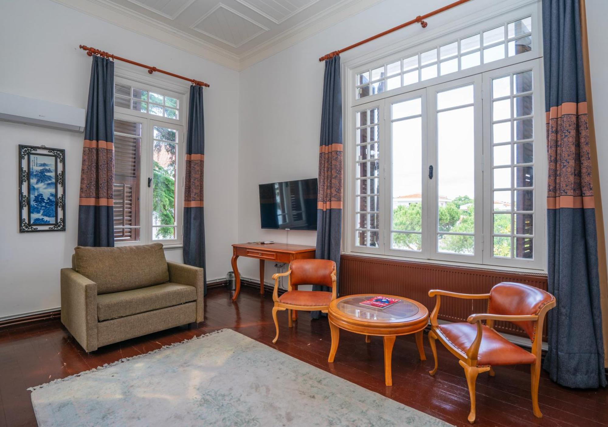 Kensington Prince's Island Historical Mansion * Adalar