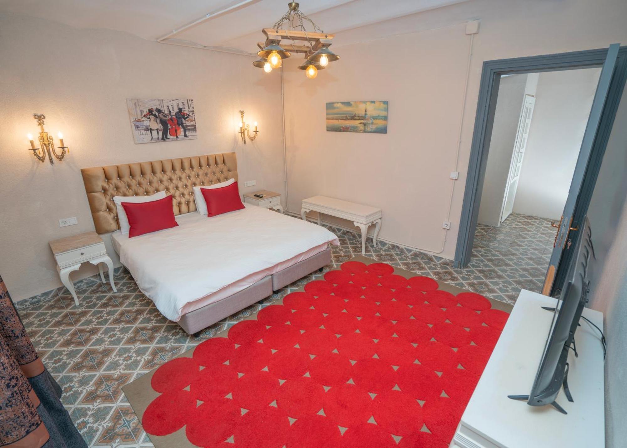 Hotel Kensington Prince's Island Historical Mansion