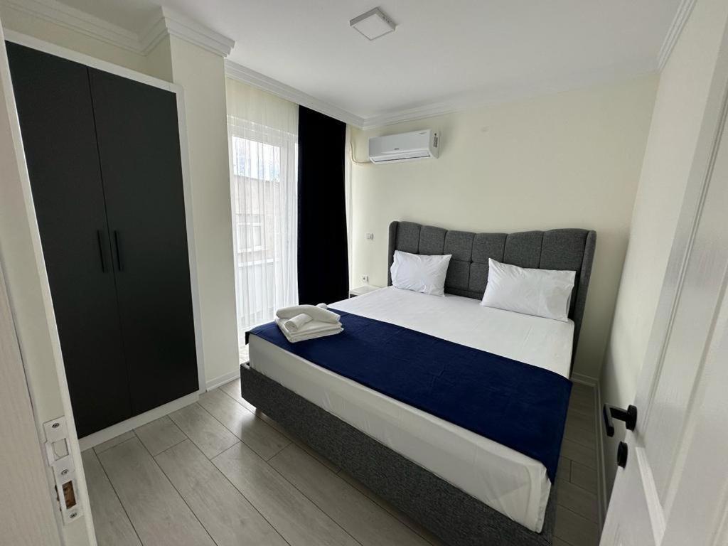 Life Aparthotel *