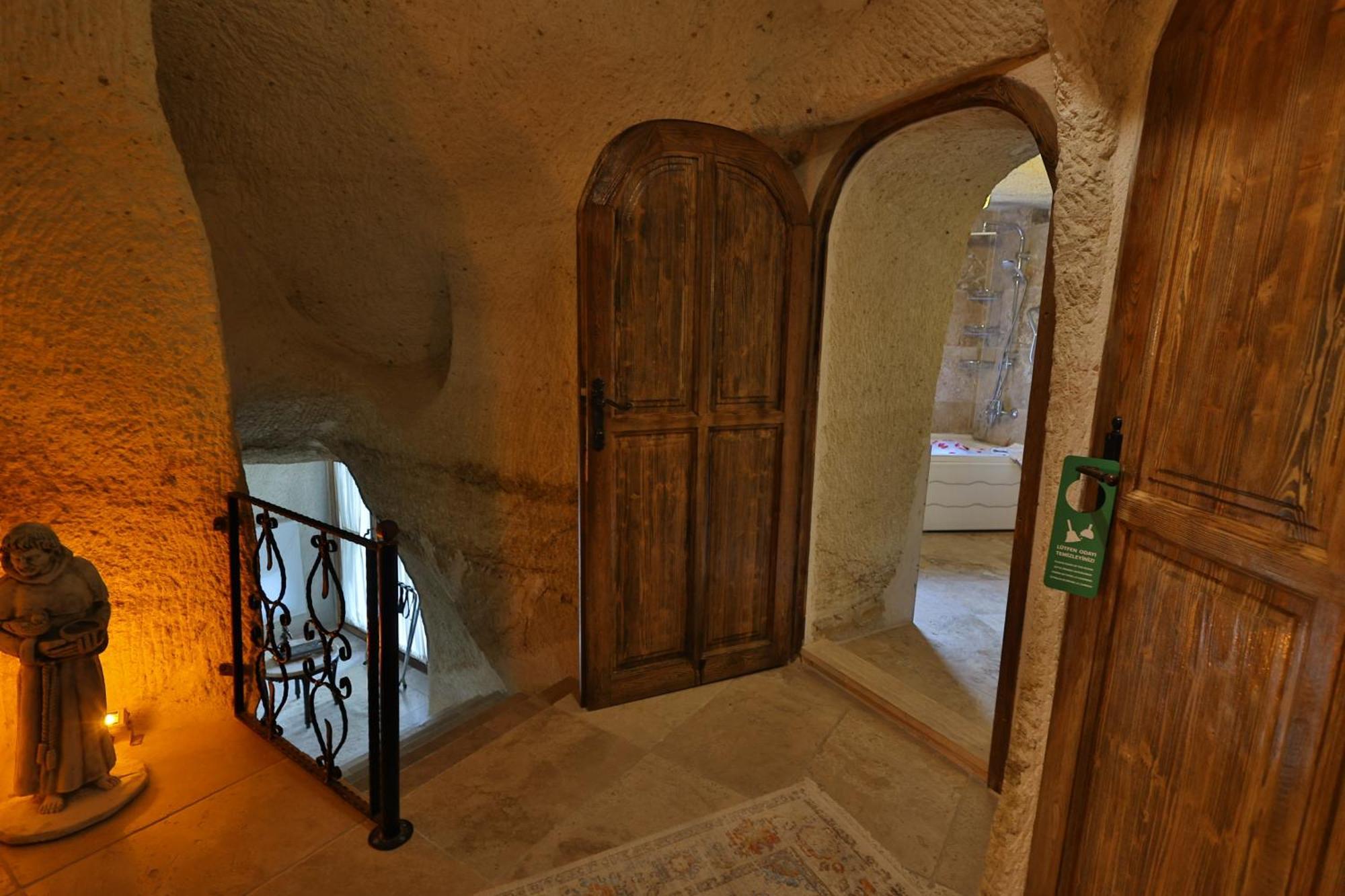 Demisos Caves Urgup