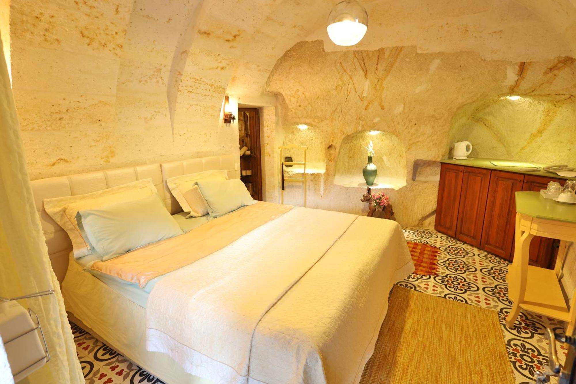 Demisos Caves 3* Urgup