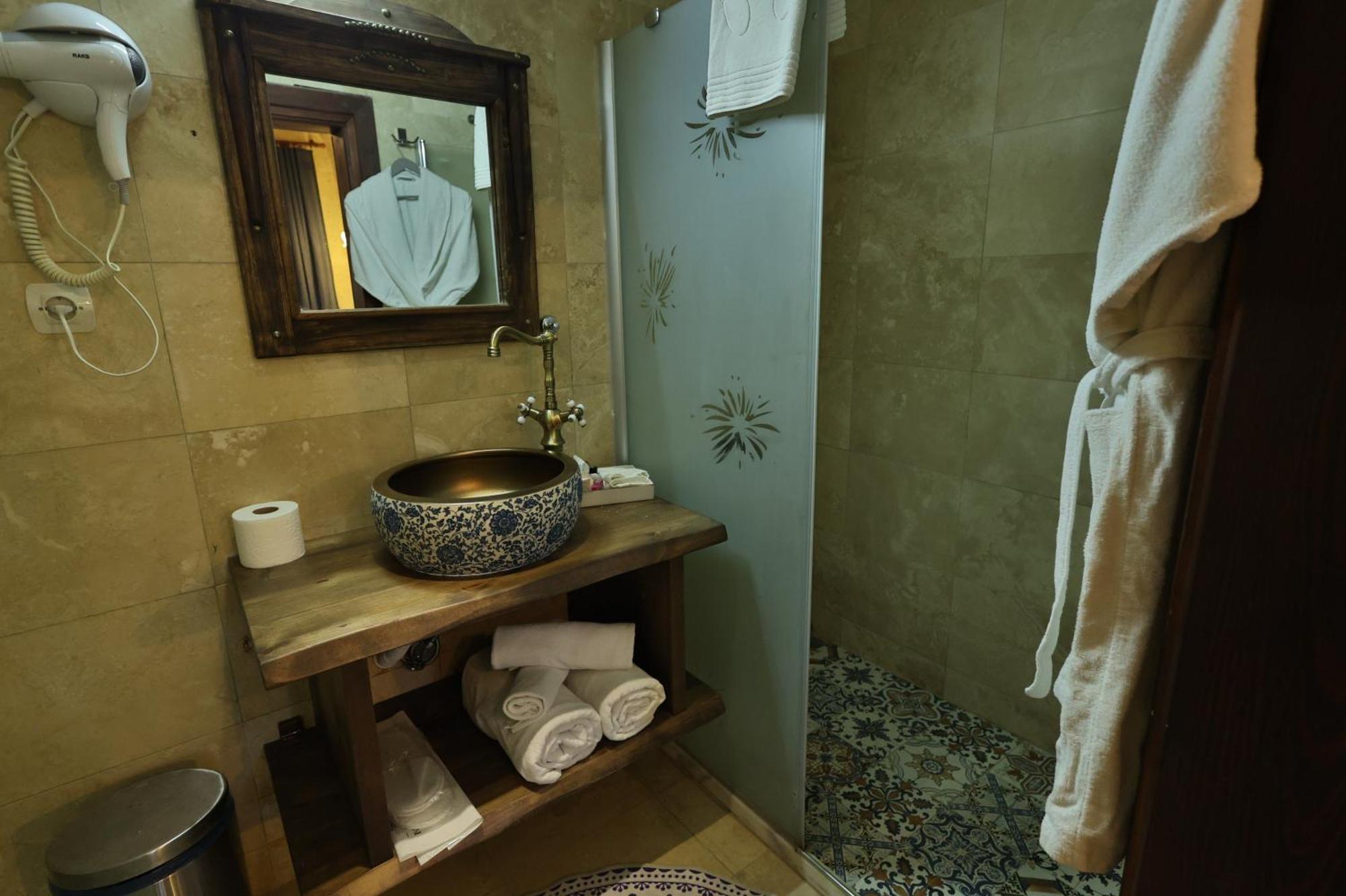 Demisos Caves Hotel