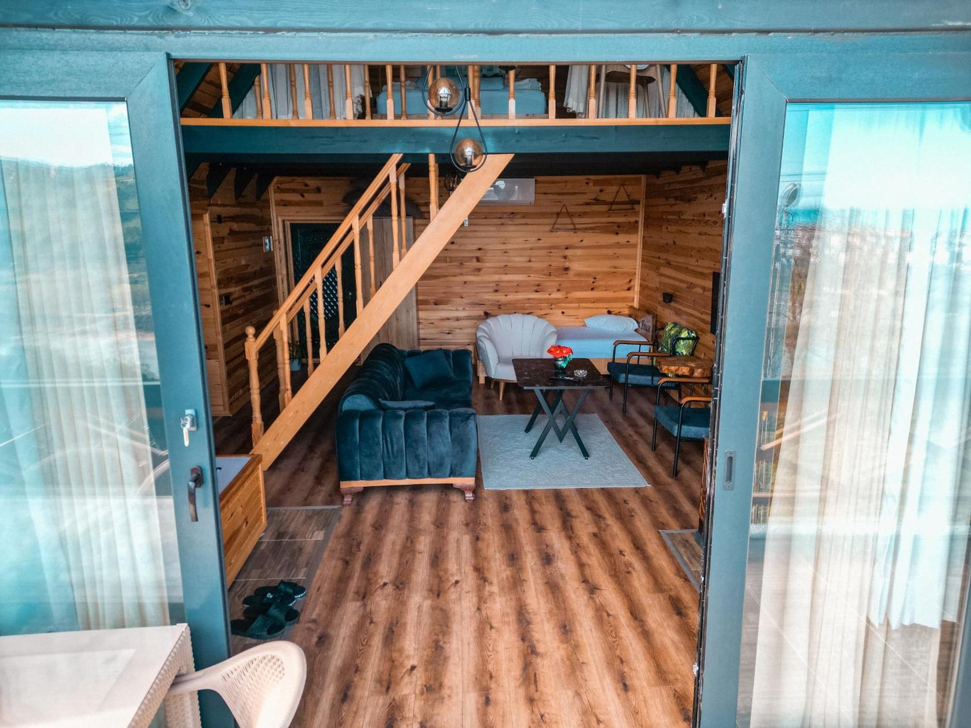 Blacksea House *