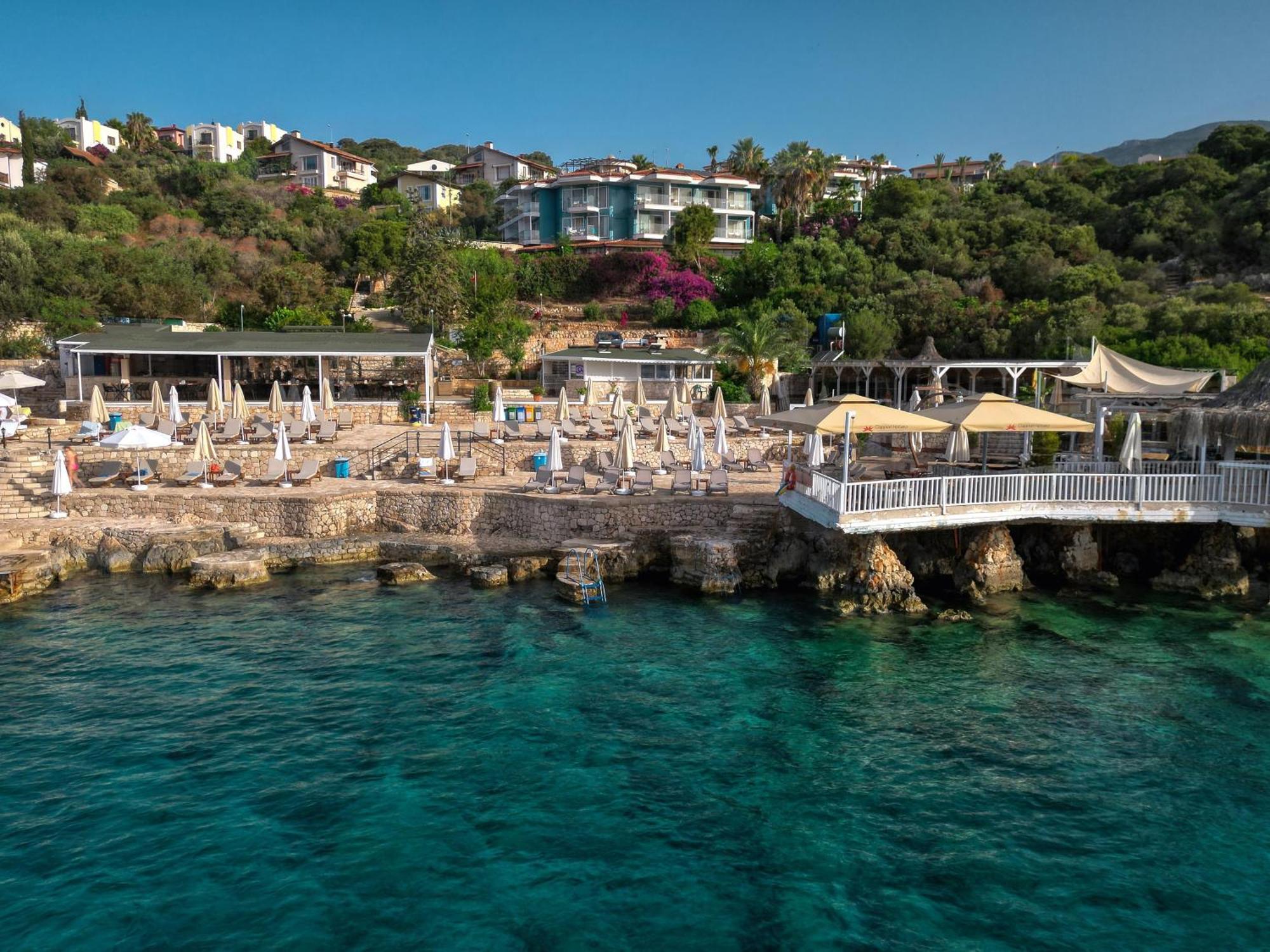 Aquarius Hotel 3*