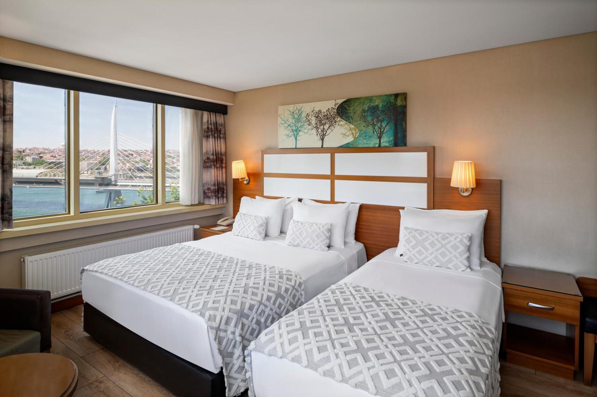 Golden City 4*