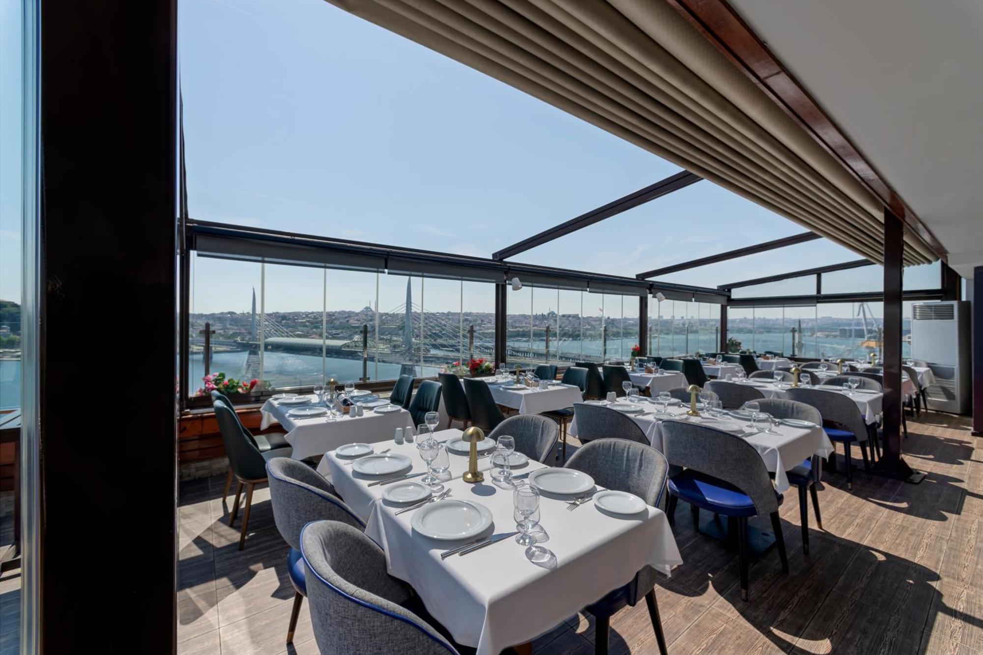 Hotel Golden City 4*