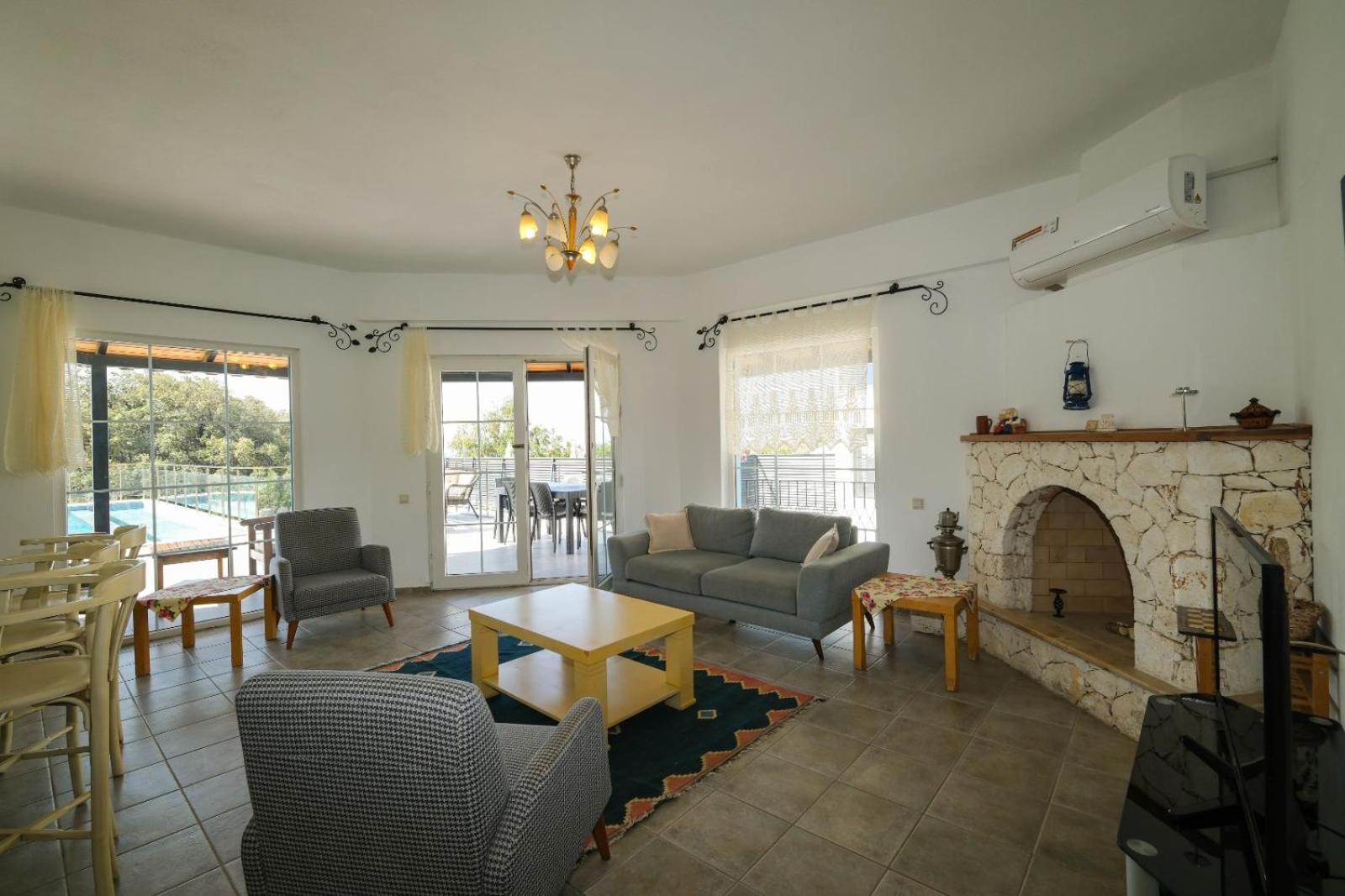 Manolya * Kalkan