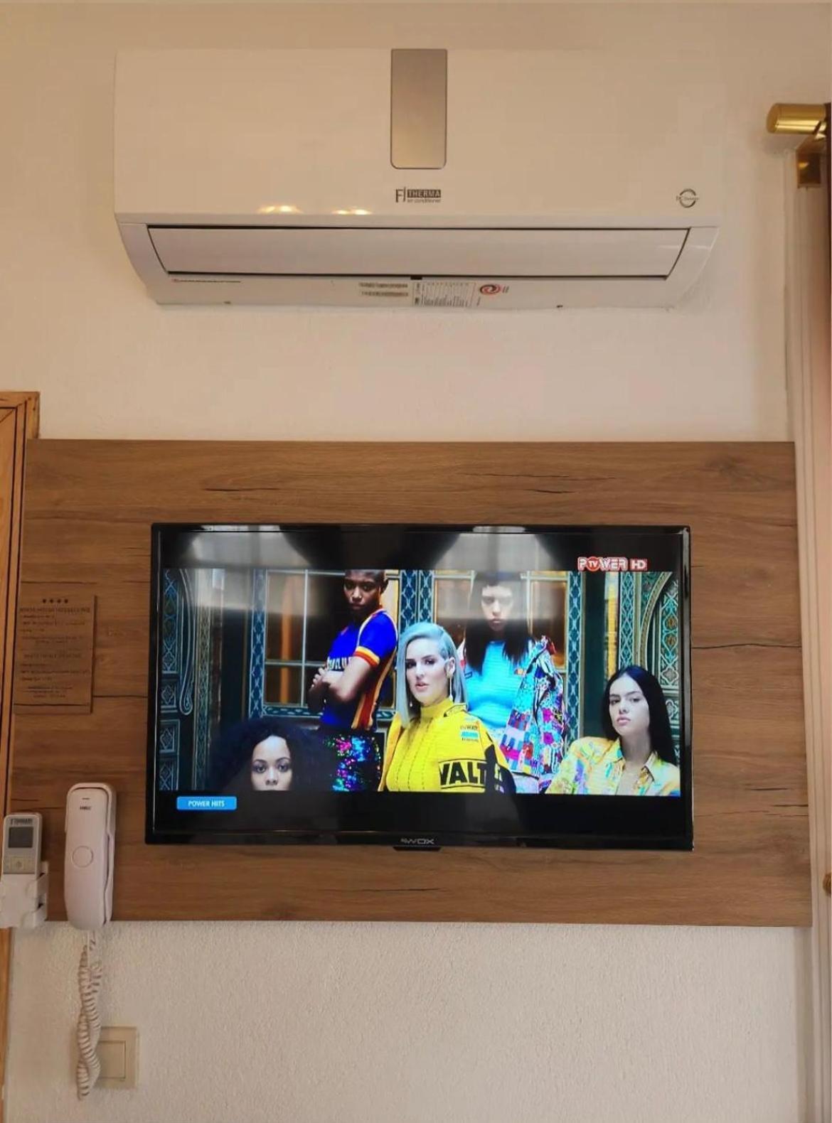 Hotel Kadikoey White House 3*