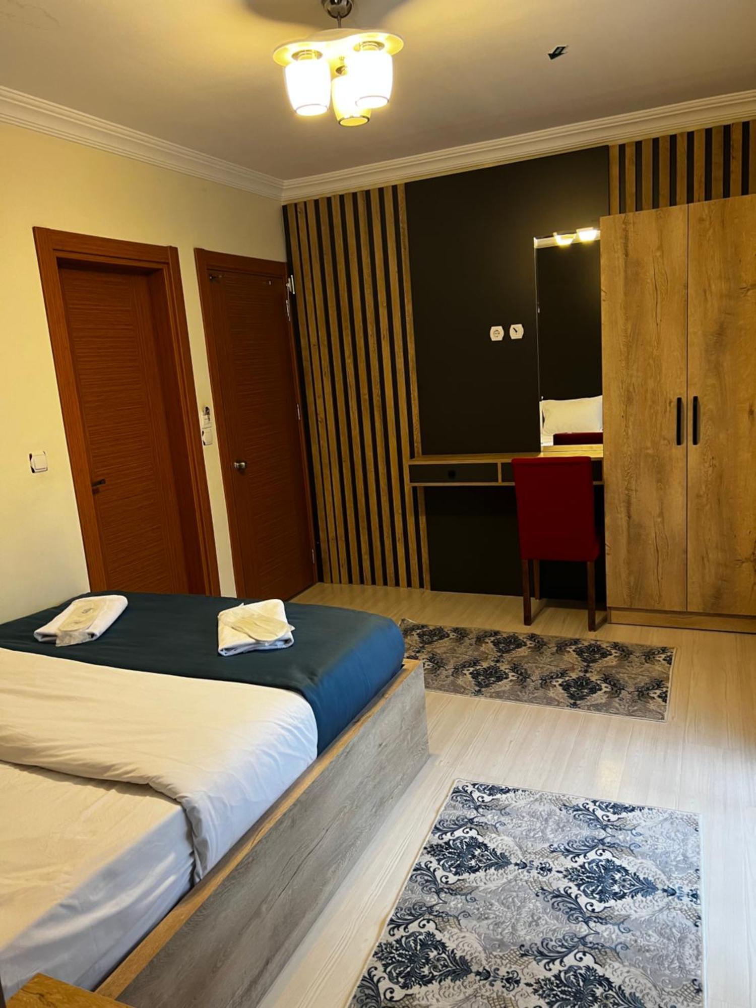 Mego Aparthotel