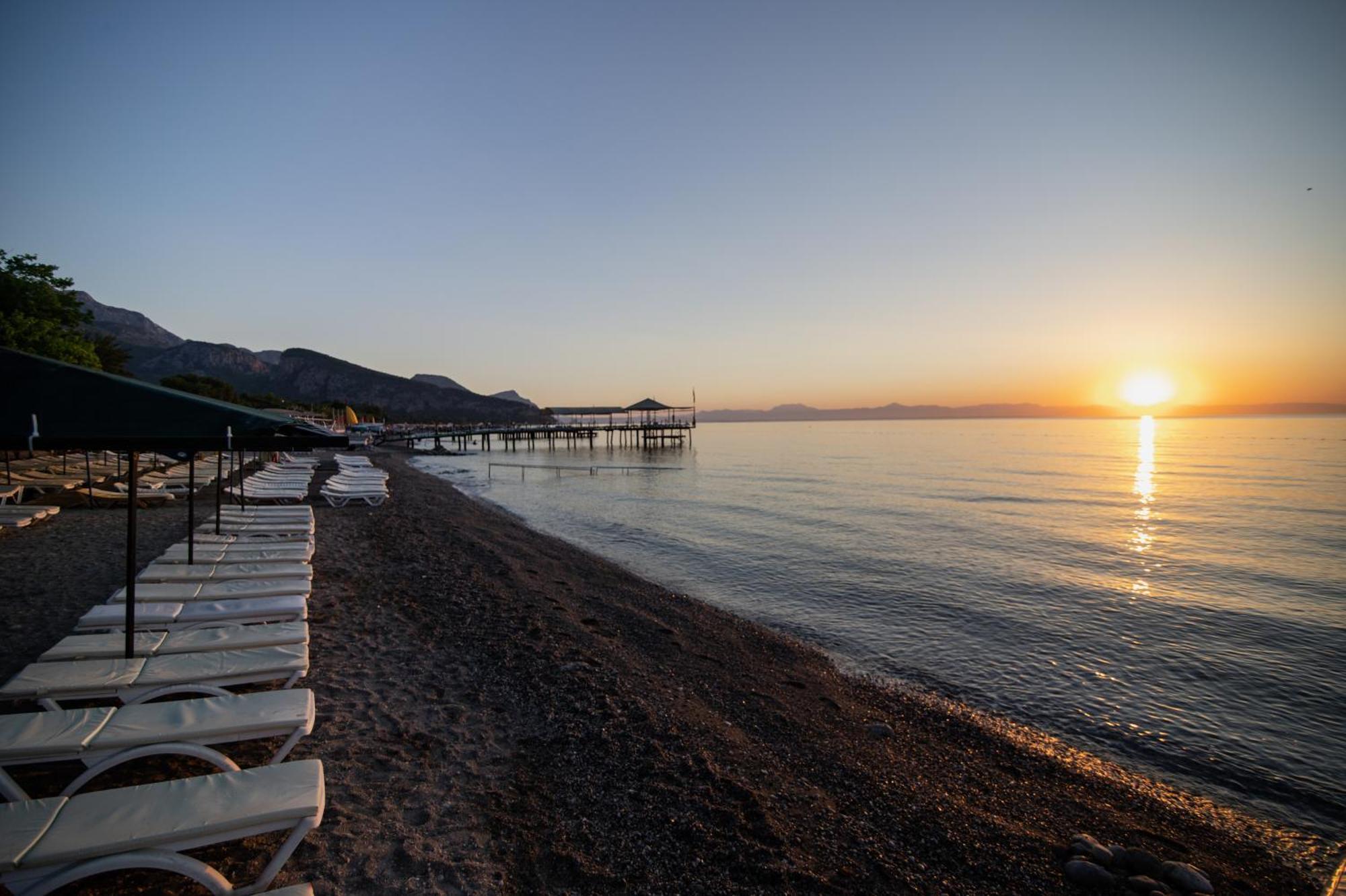 Grand Derin Hotel