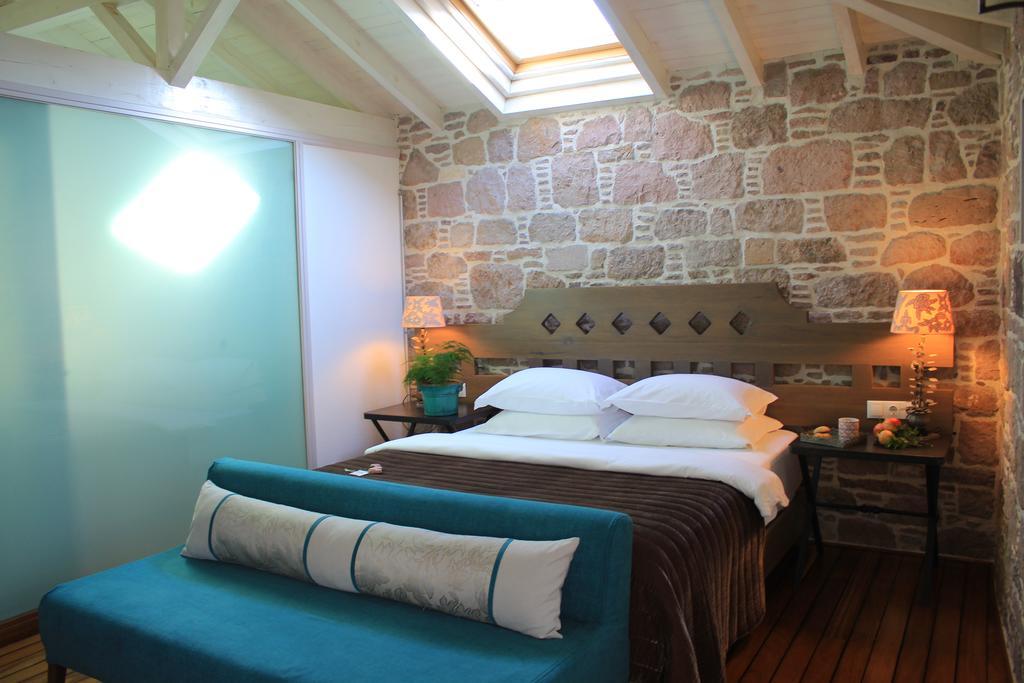 Cunda Lena 2*