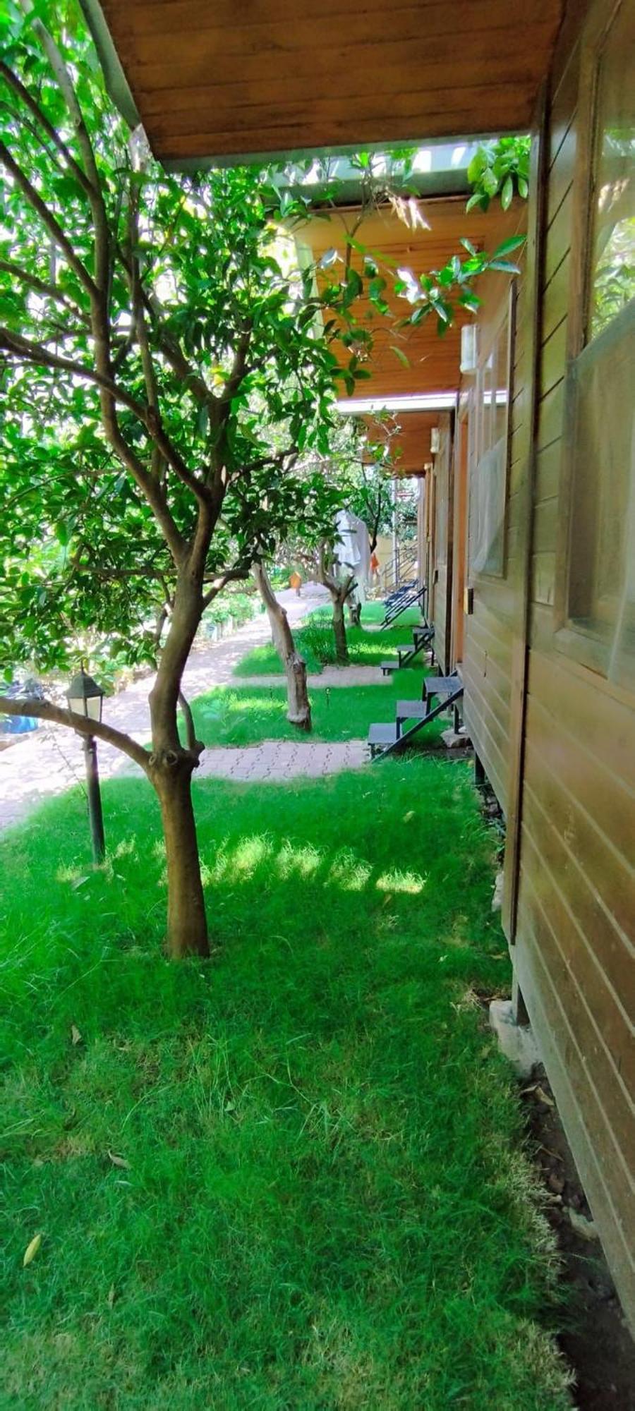 Varuna & Restaurant Guest house