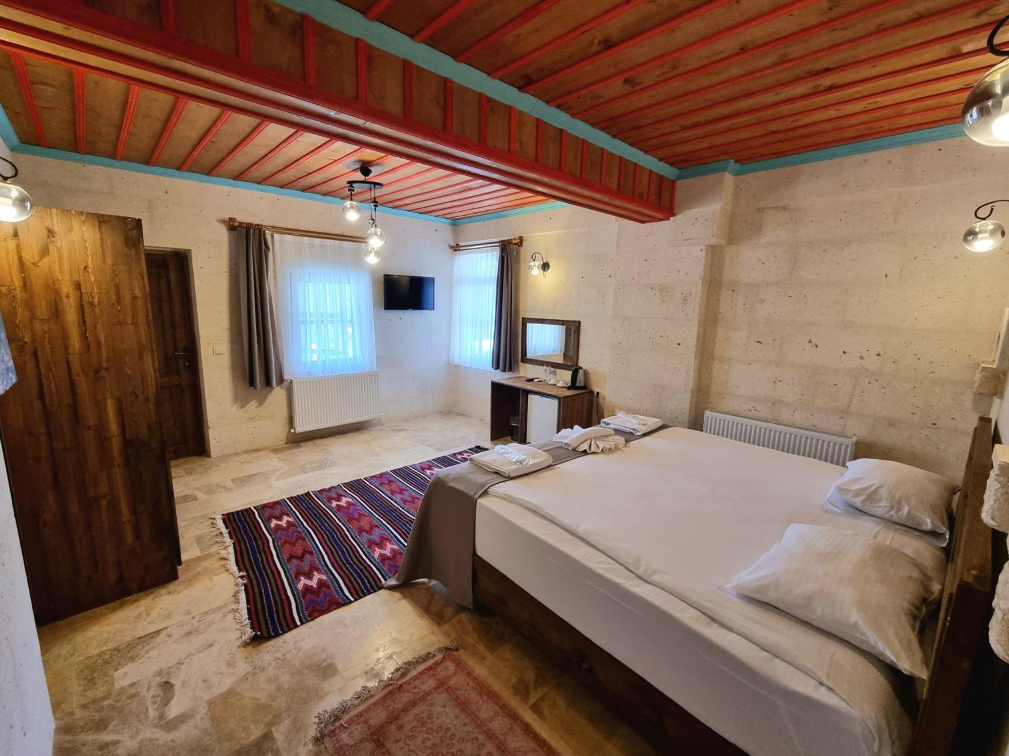 Cappadocia Caves Hotel 4*