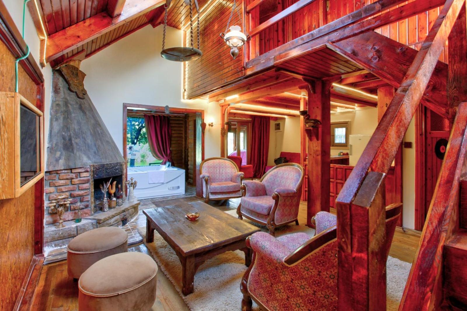 Paradise Hotel 3*