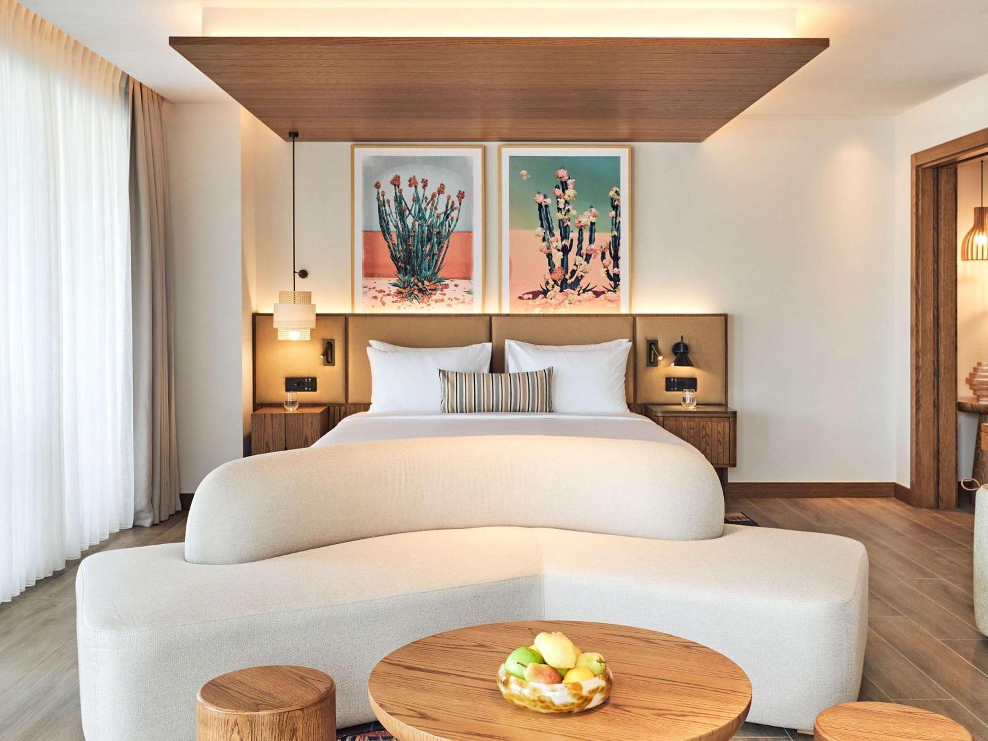 Hyde (adults Only) Hotel 5*