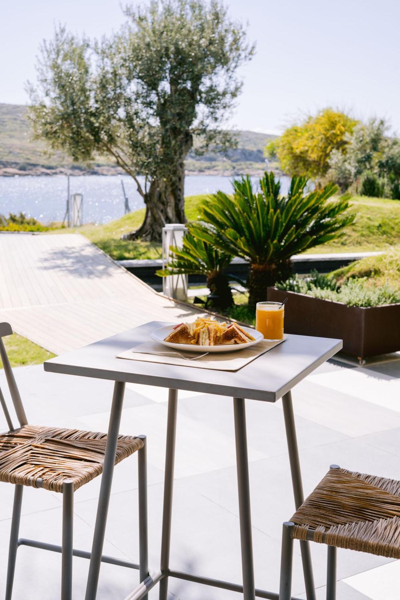 Hiddenbay Teos Sigacik Hotel, And Restaurants * Seferihisar