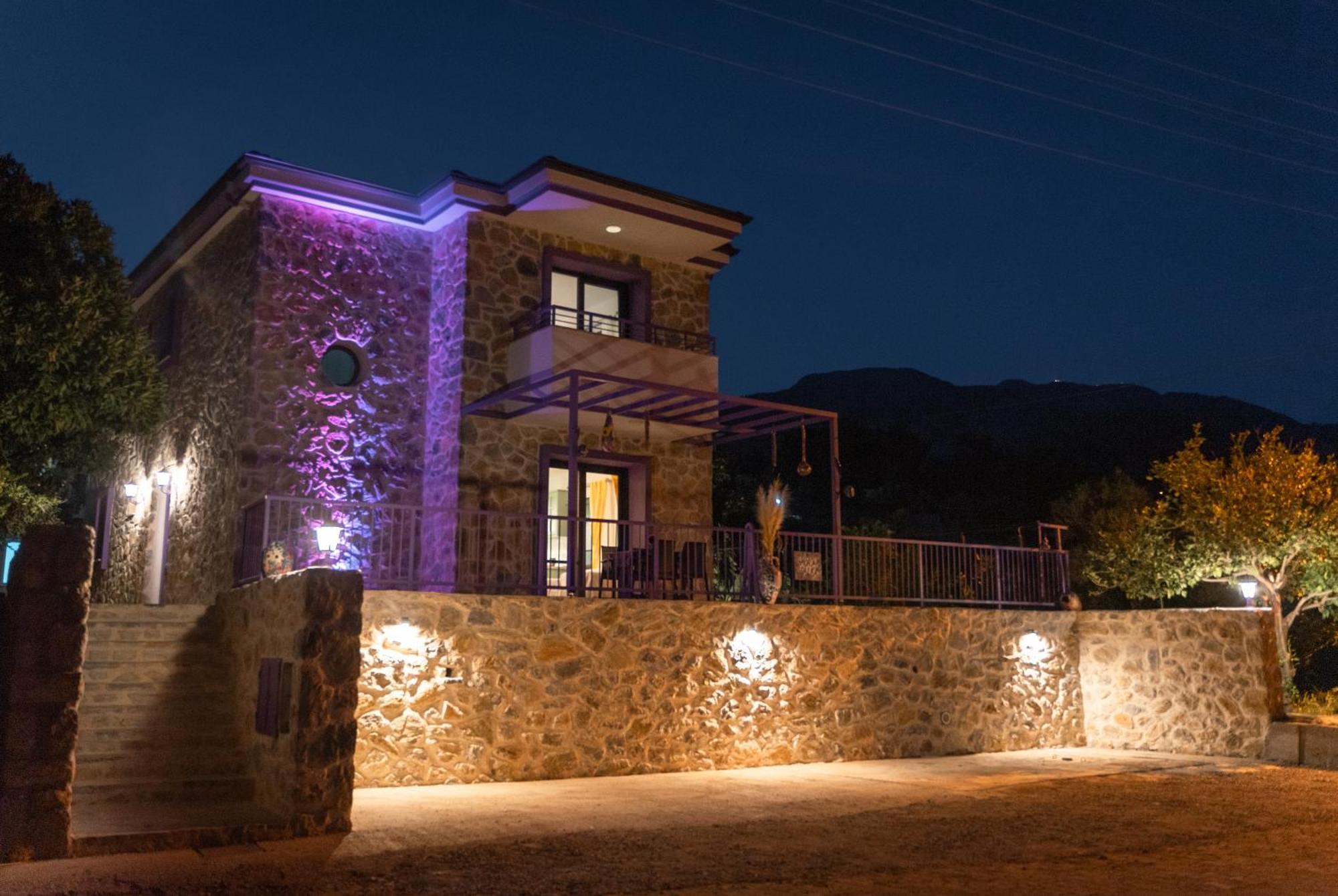Holiday home Butik Mor Salkim Evleri Datca