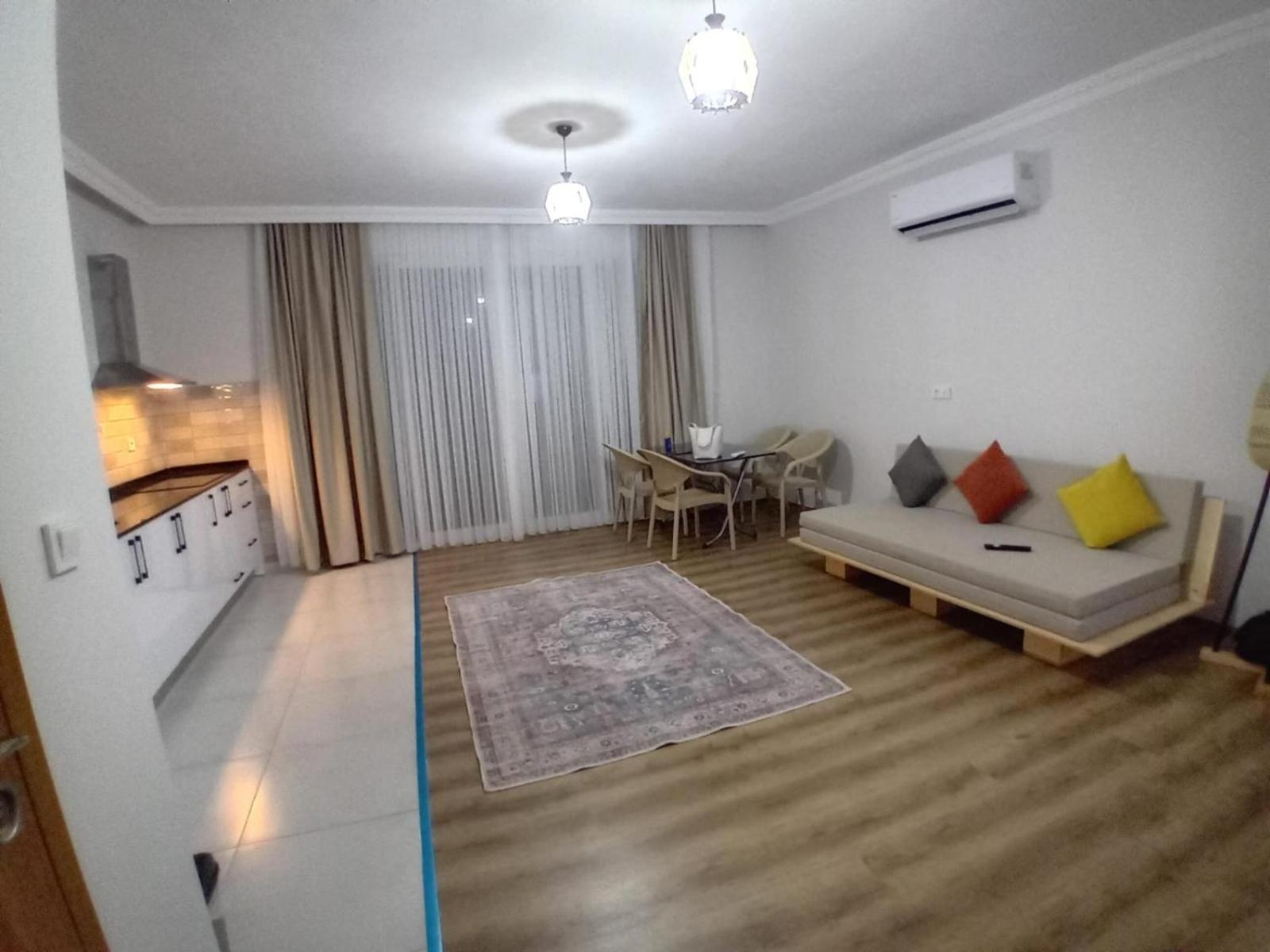 Apartment Hill Defne