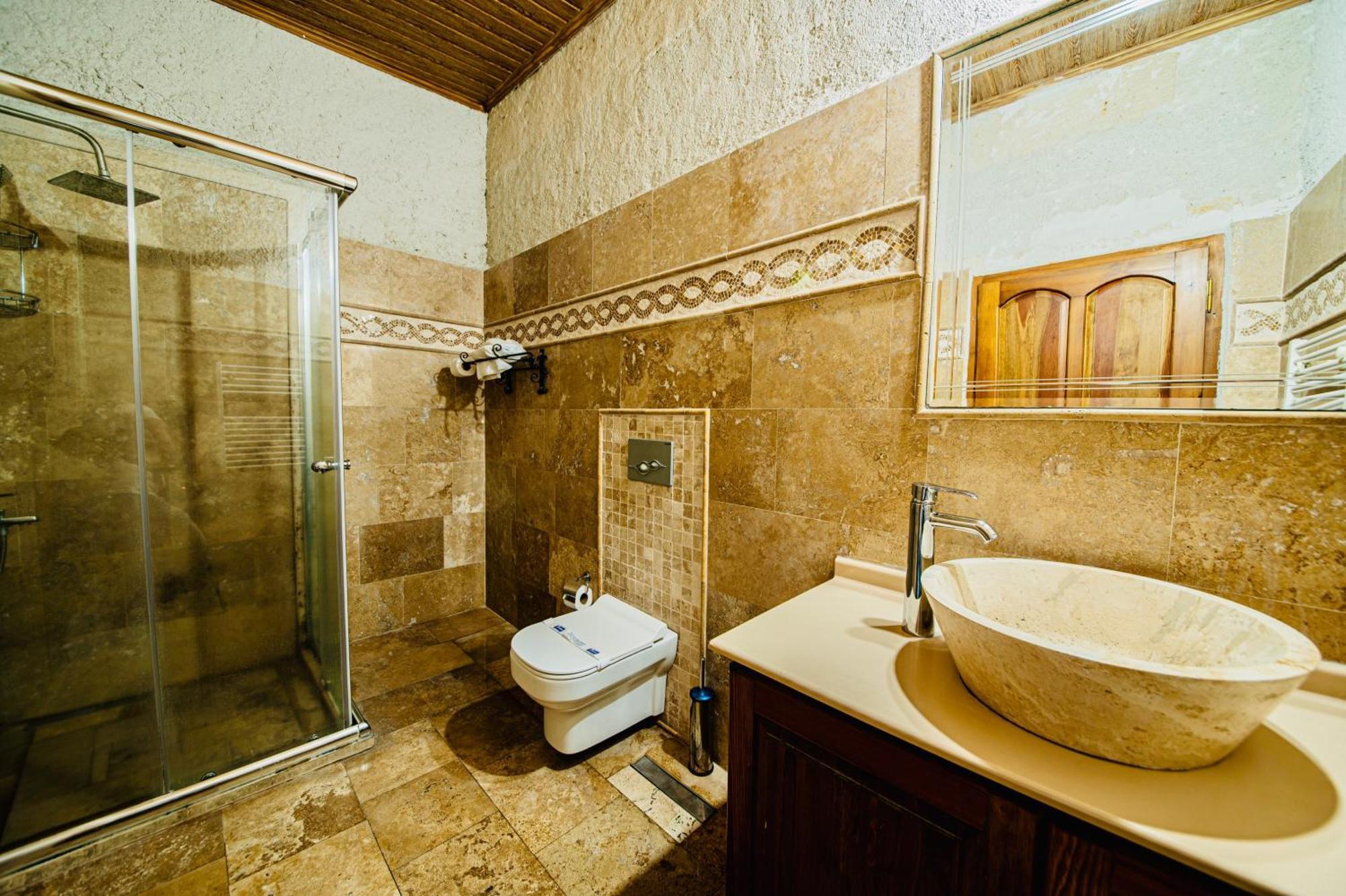Chelebi Cave House Hotel 2*