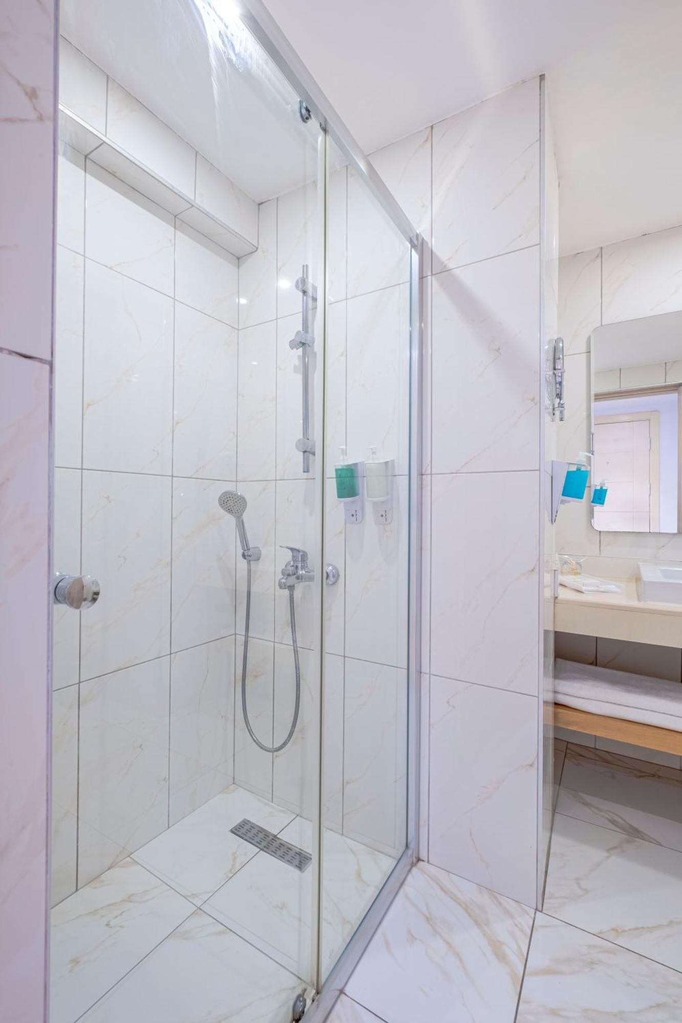 Hotel Queen's Park Goynuk 5*