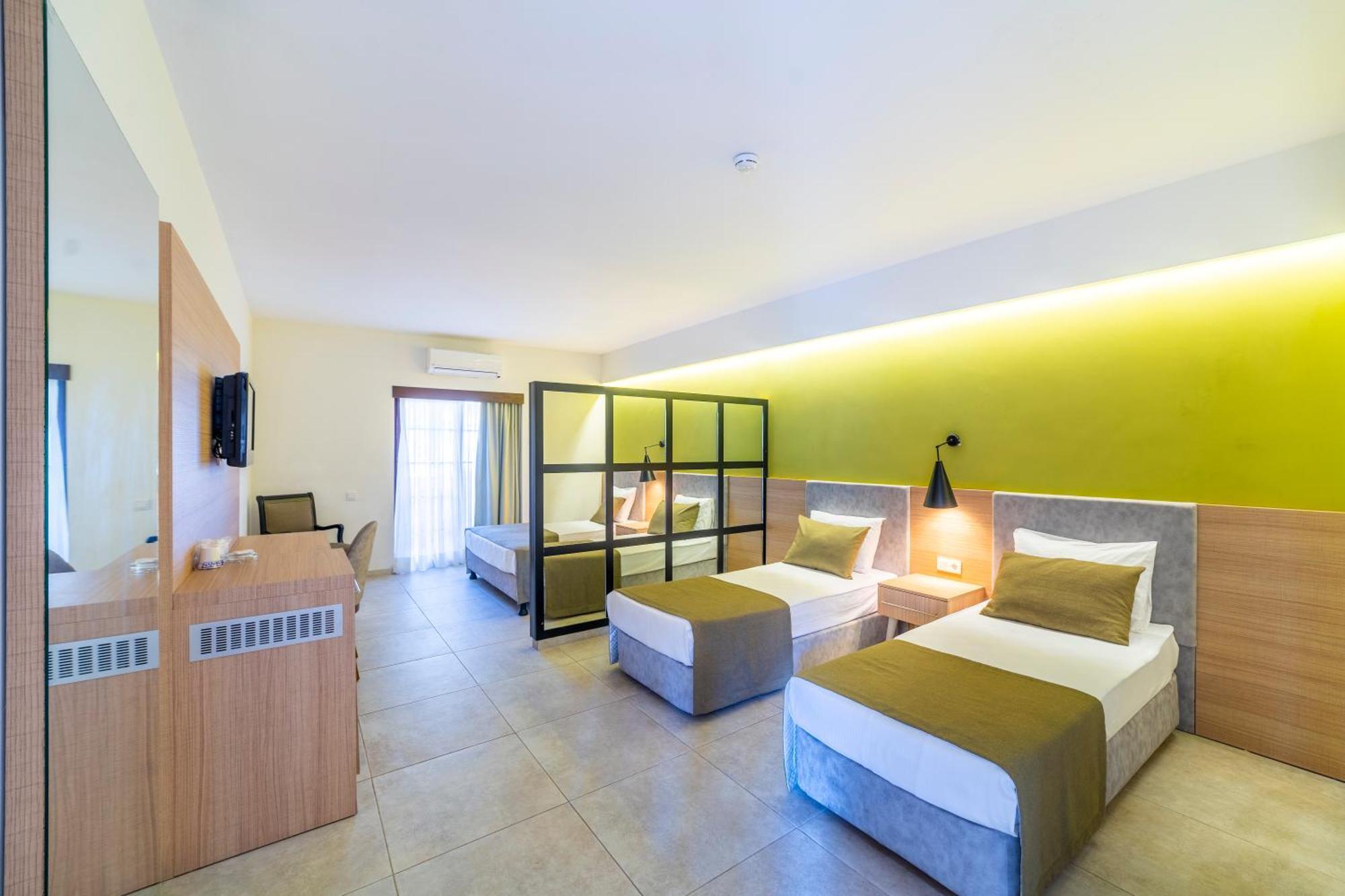 Hotel Queen's Park Goynuk Kemer