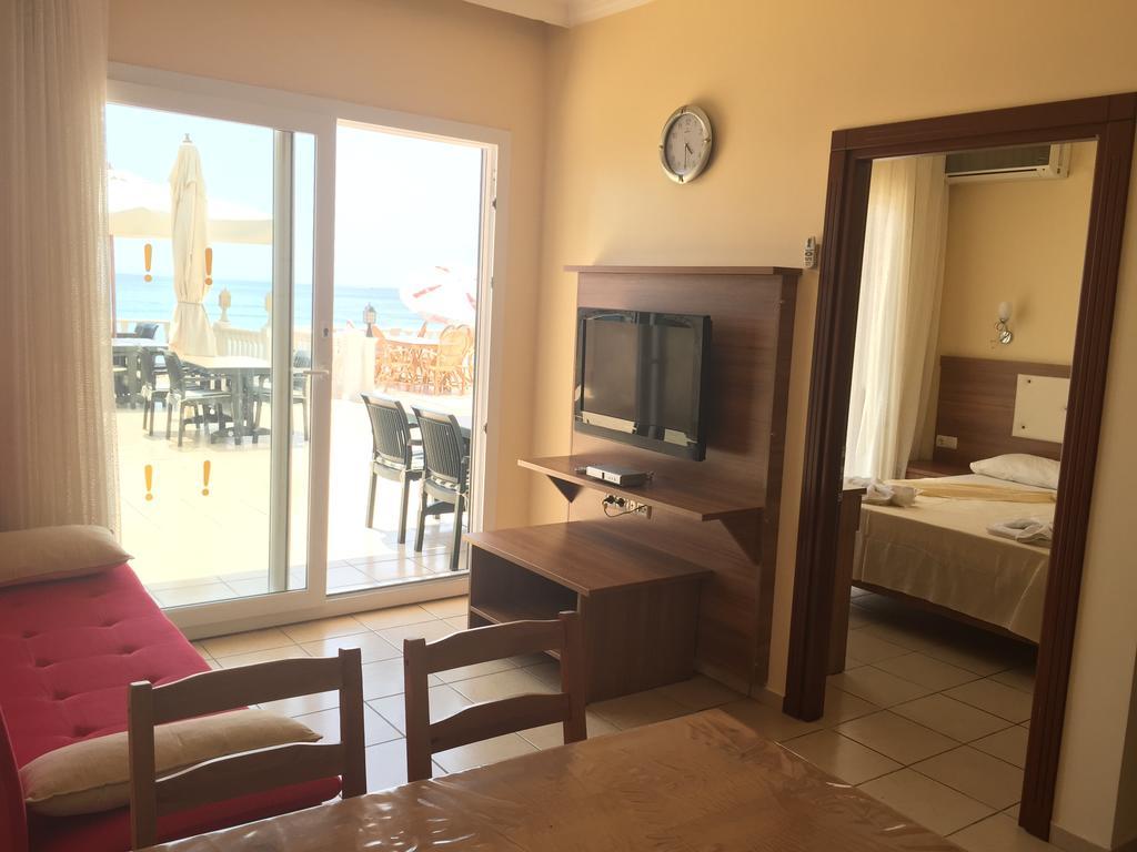 Seaside Aparthotel 2*