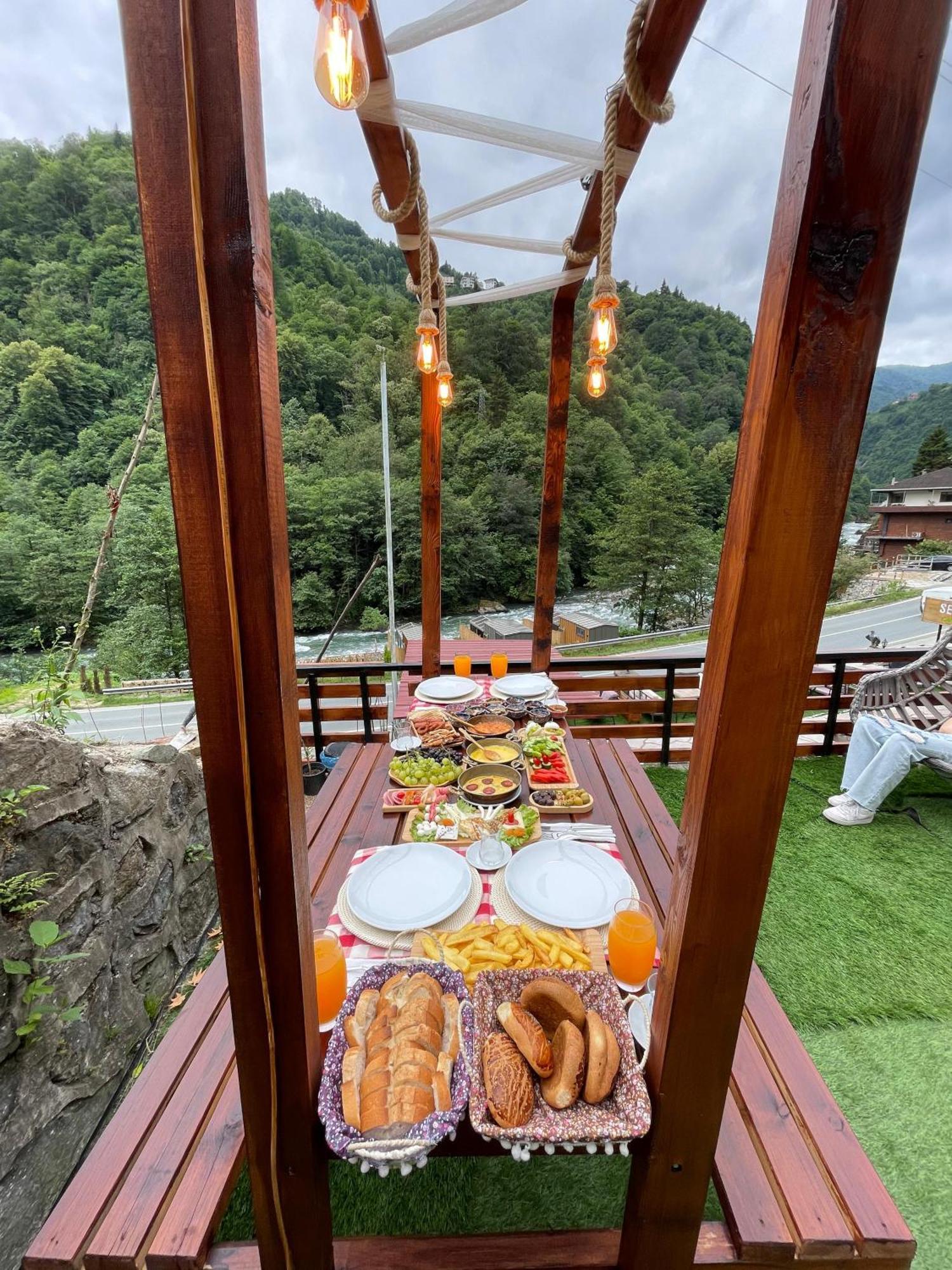 River Deluxe Hotel Camlihemsin