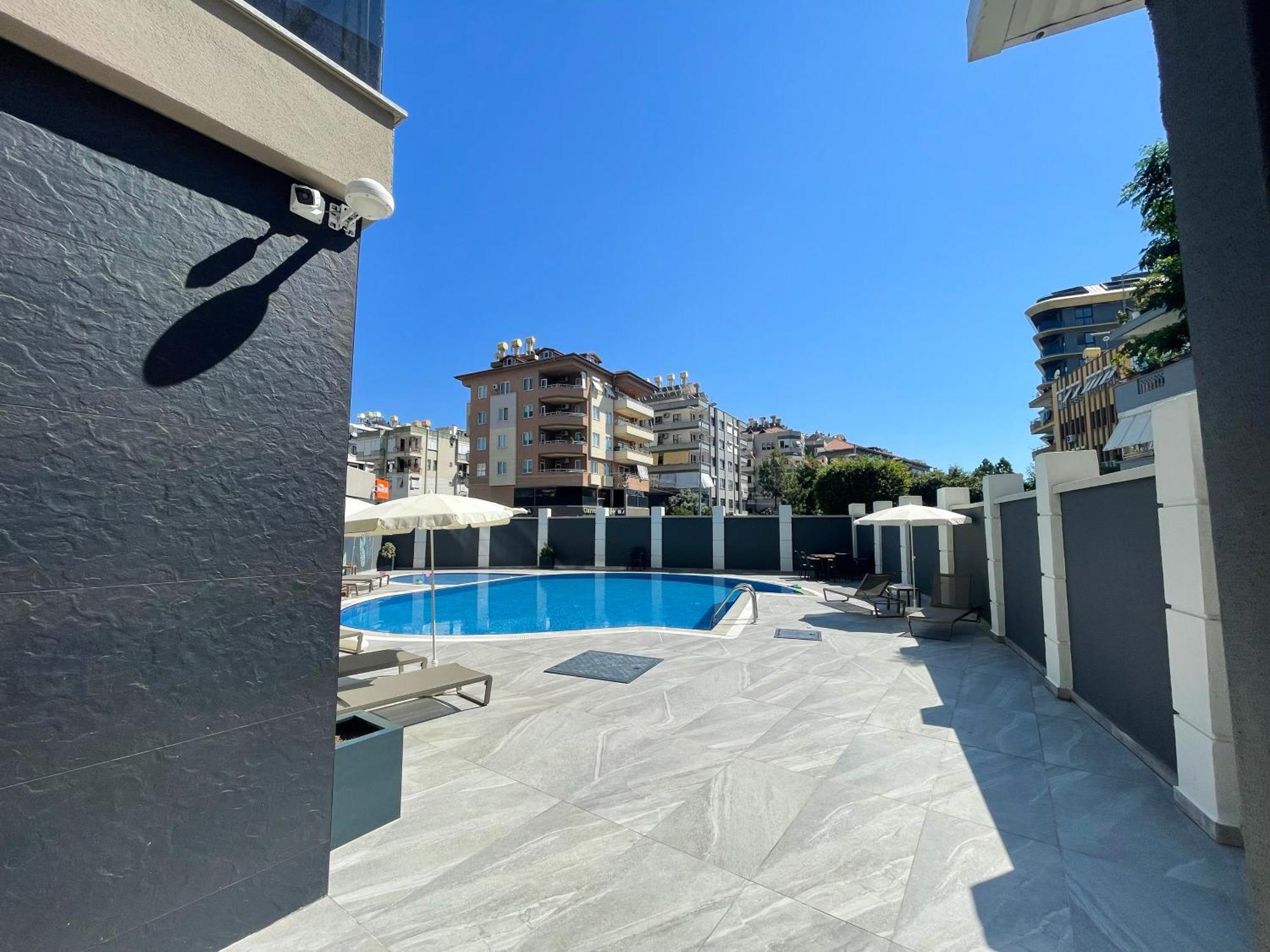 Sa Apartments! 500m To The Cleopatra *