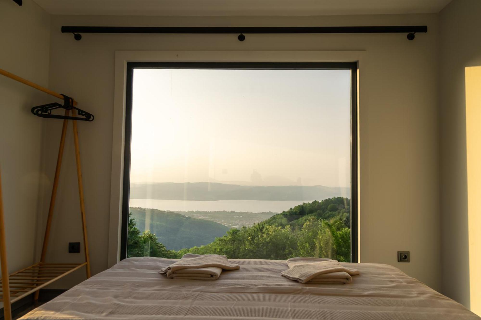 Villa Pana View