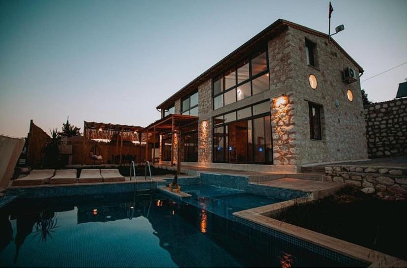 Villa Sunrise *
