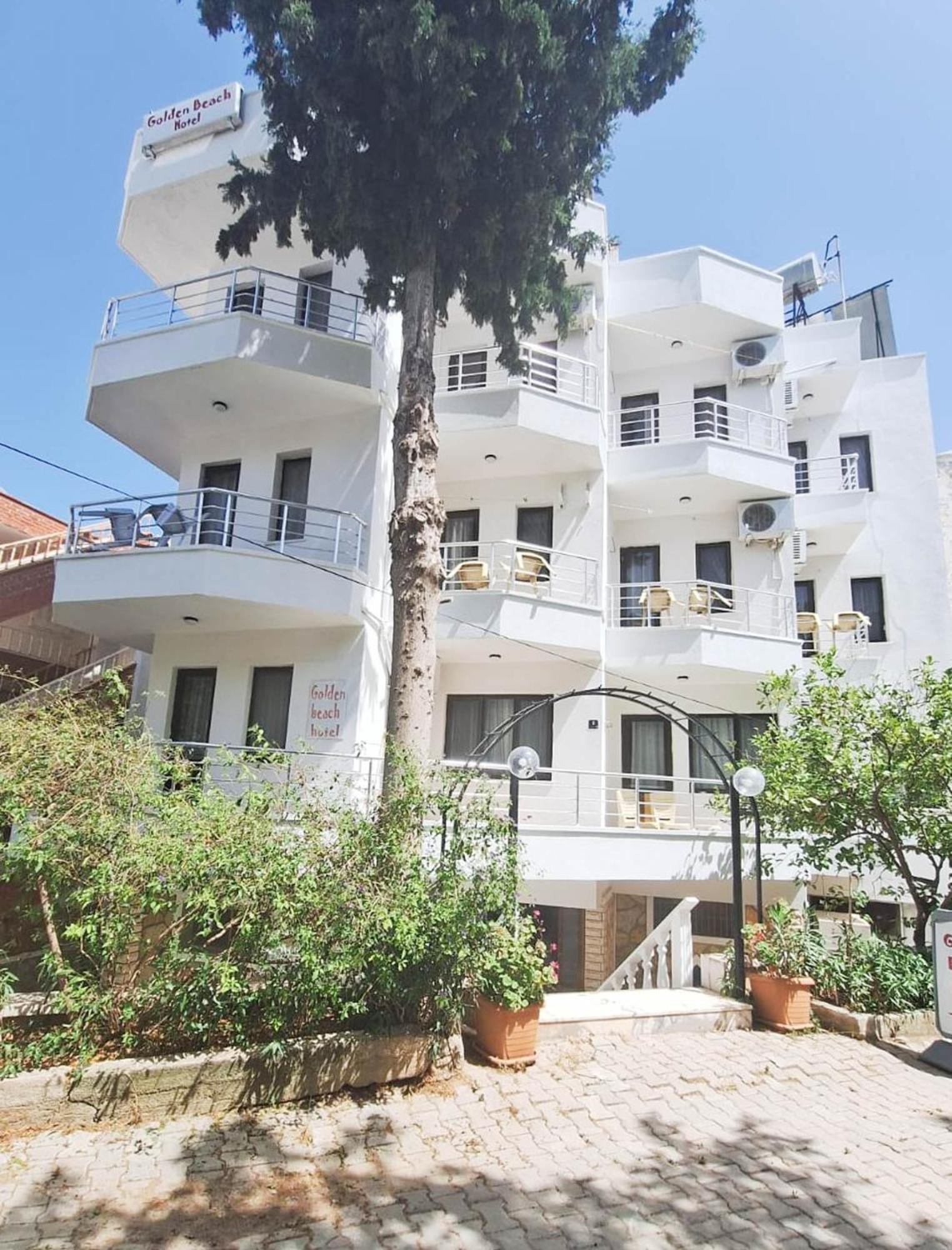 Golden Beach Hotel 3*