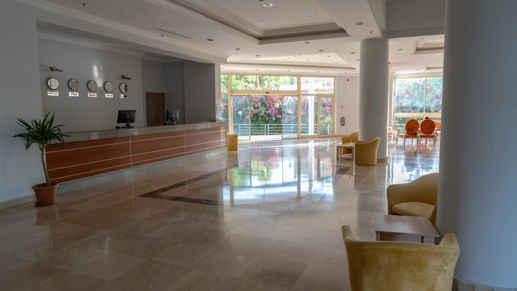 Miarosa Garden Hotel