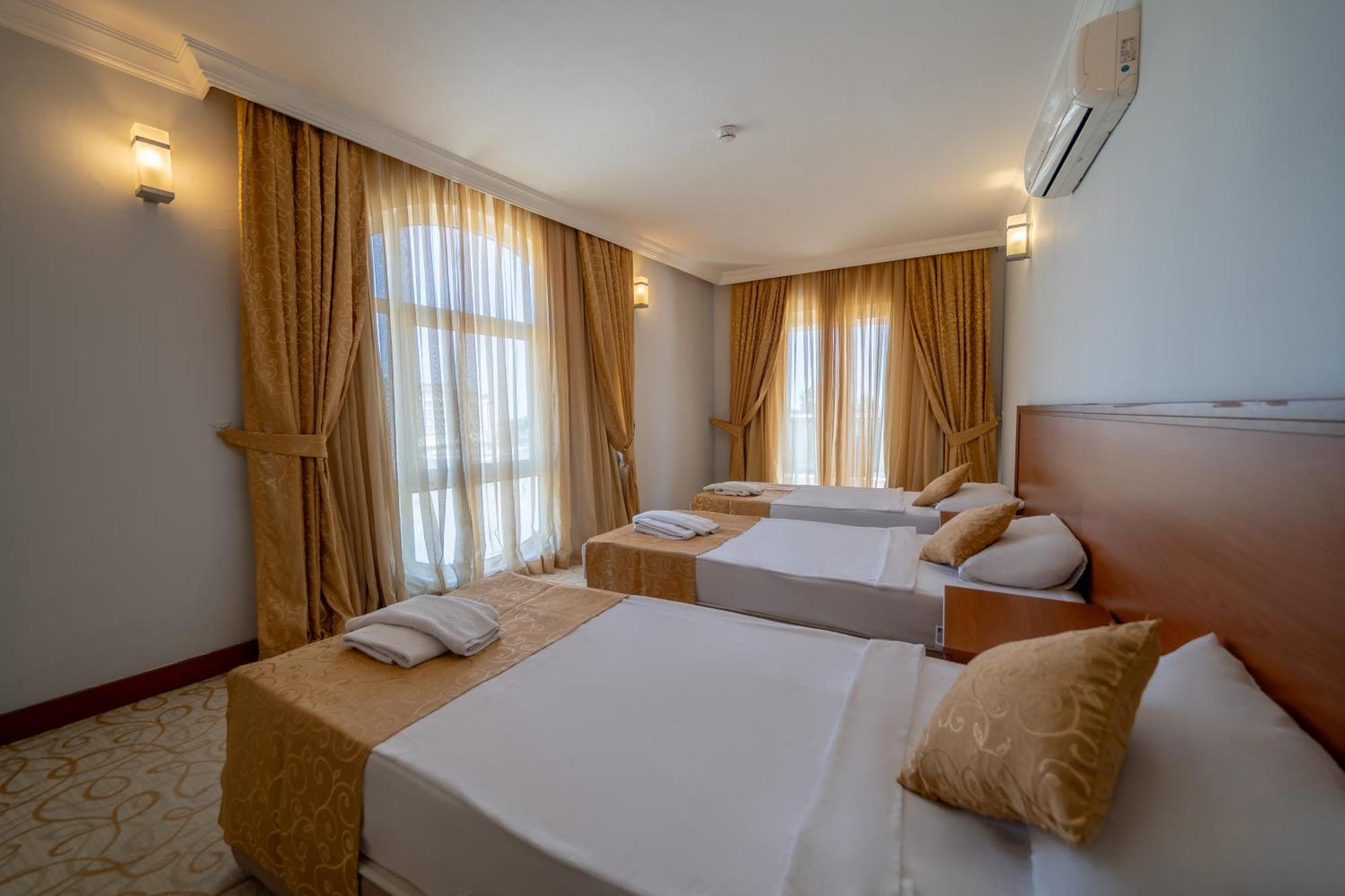 Miarosa Garden Hotel 4*