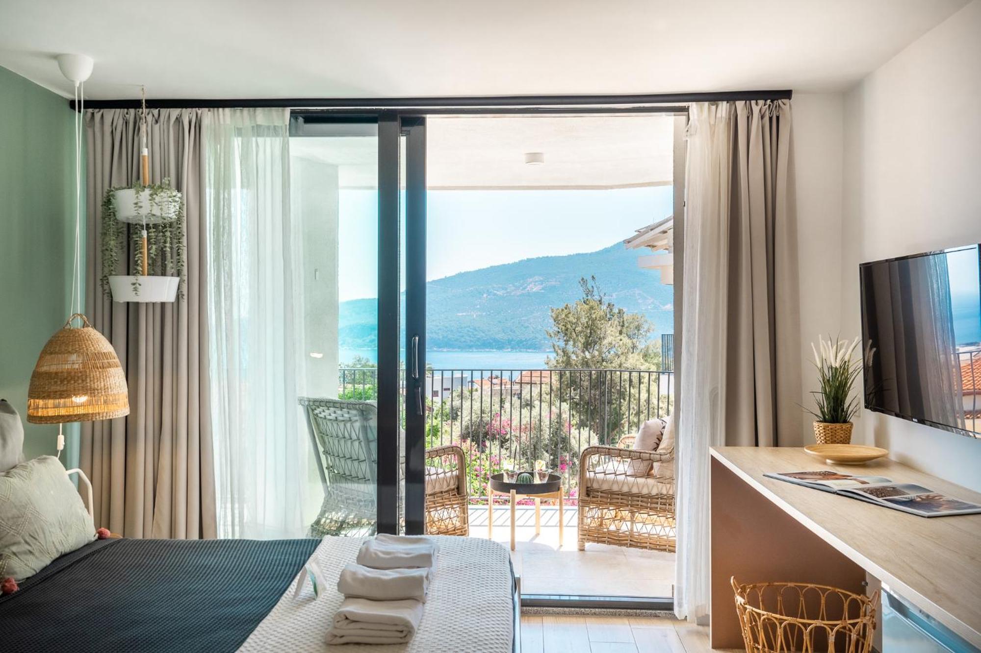 Payava By True Blue Hotel *