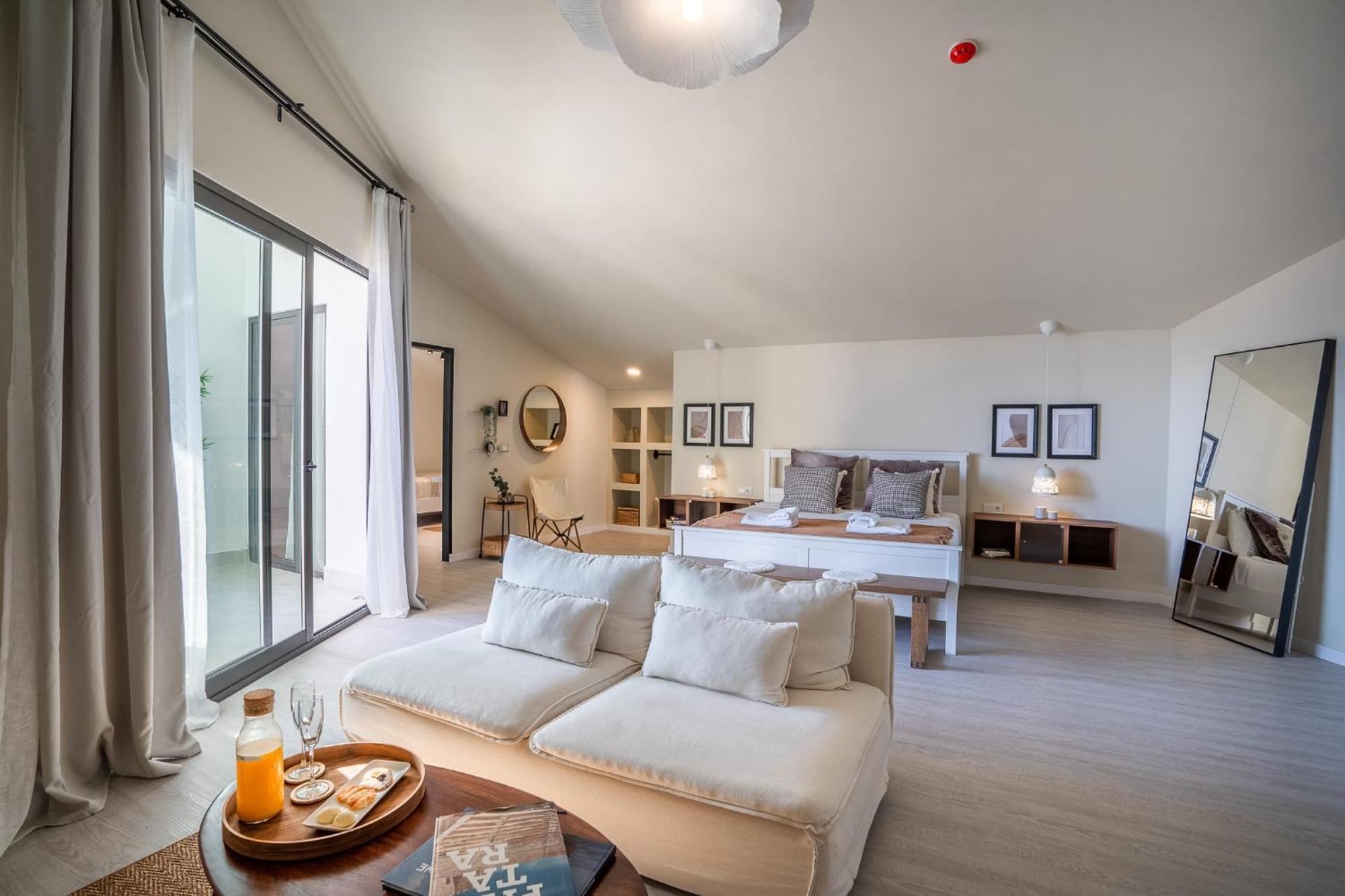 Payava By True Blue Hotel