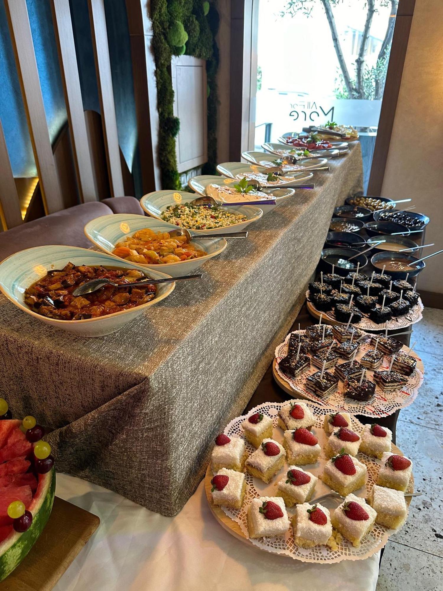 Gloria Aparthotel