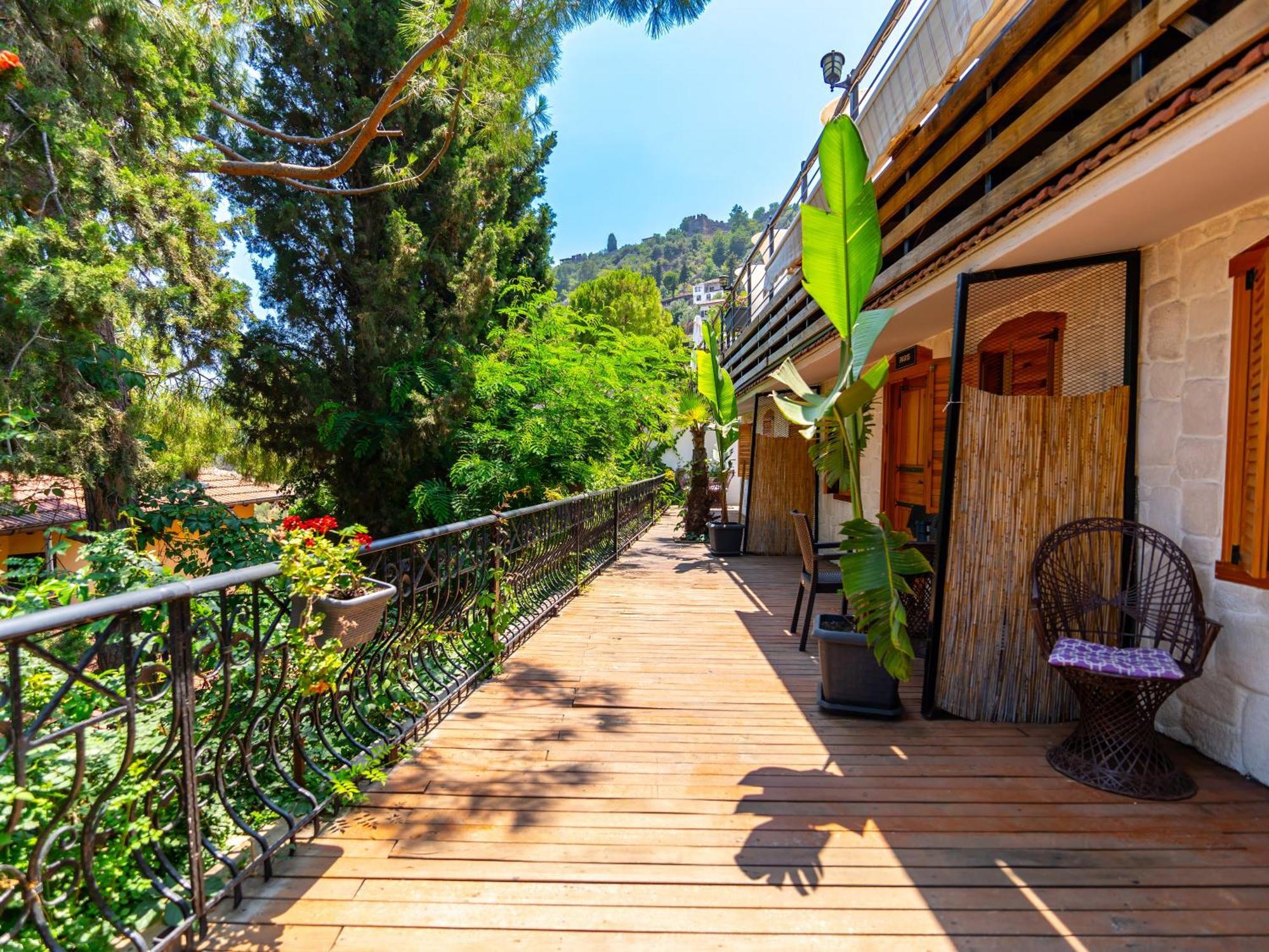 Castle Boutique Hotel