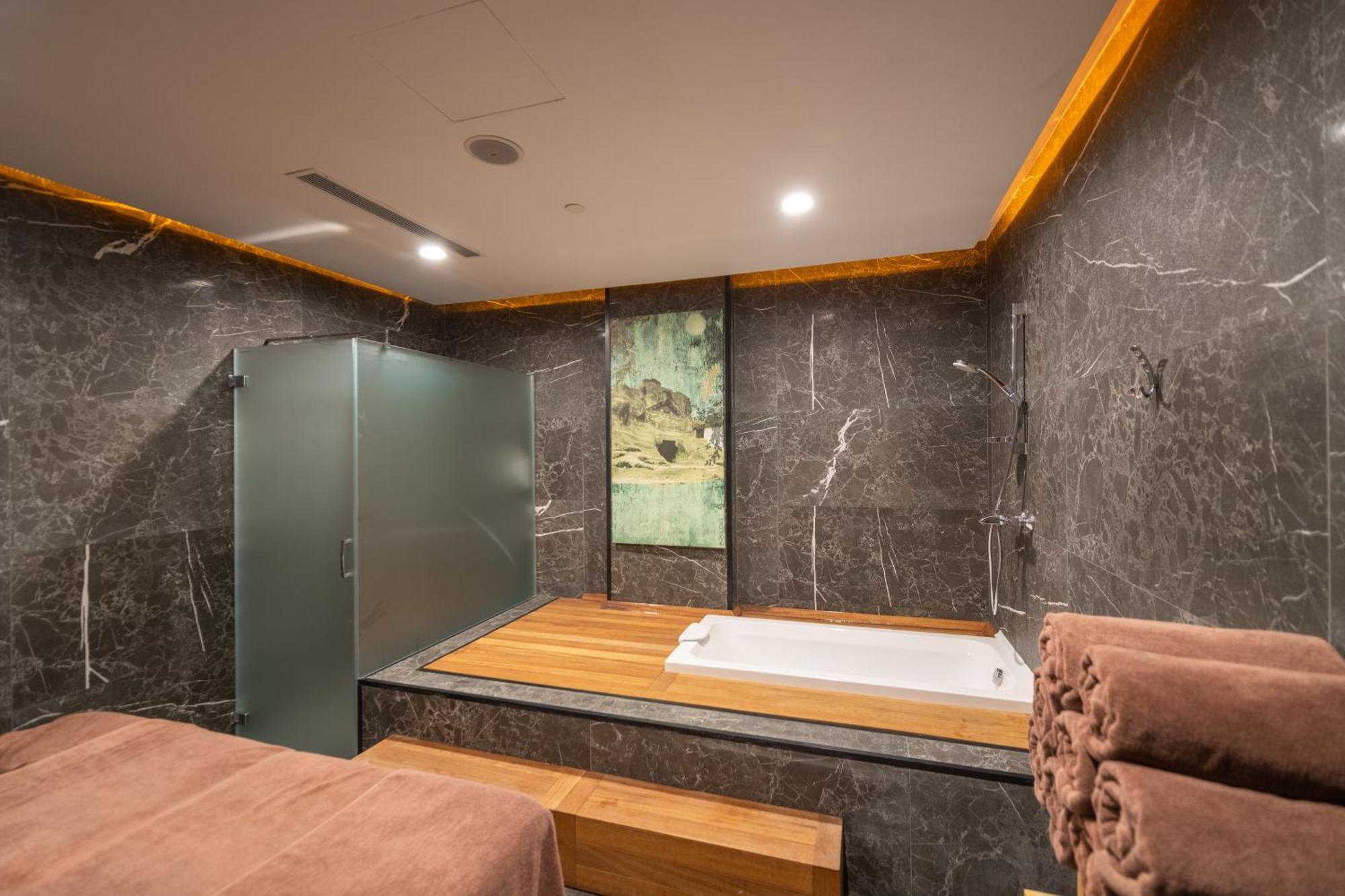 Questa Thermal & Hotel