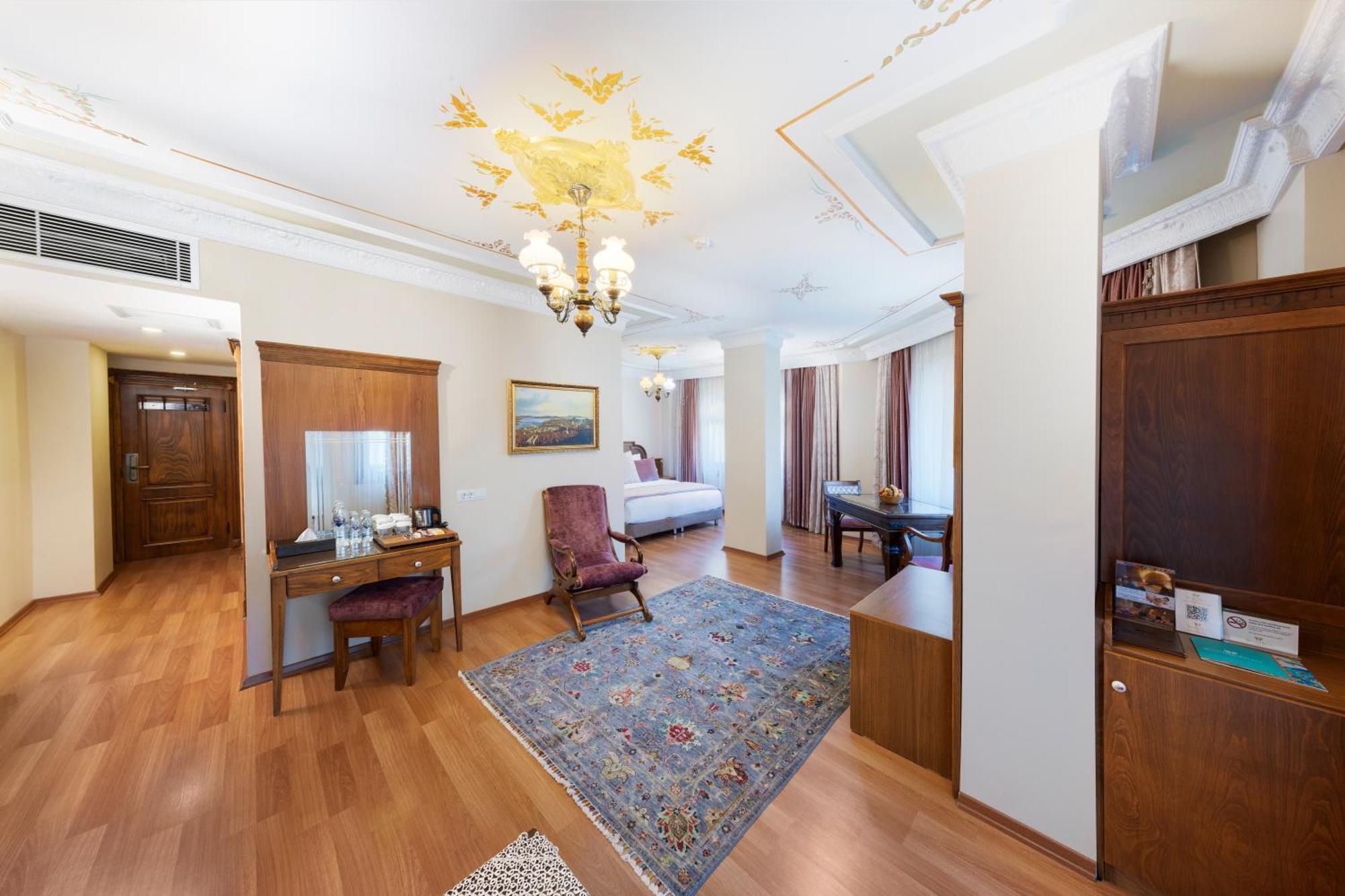 Seven Hills - Special Category Hotel